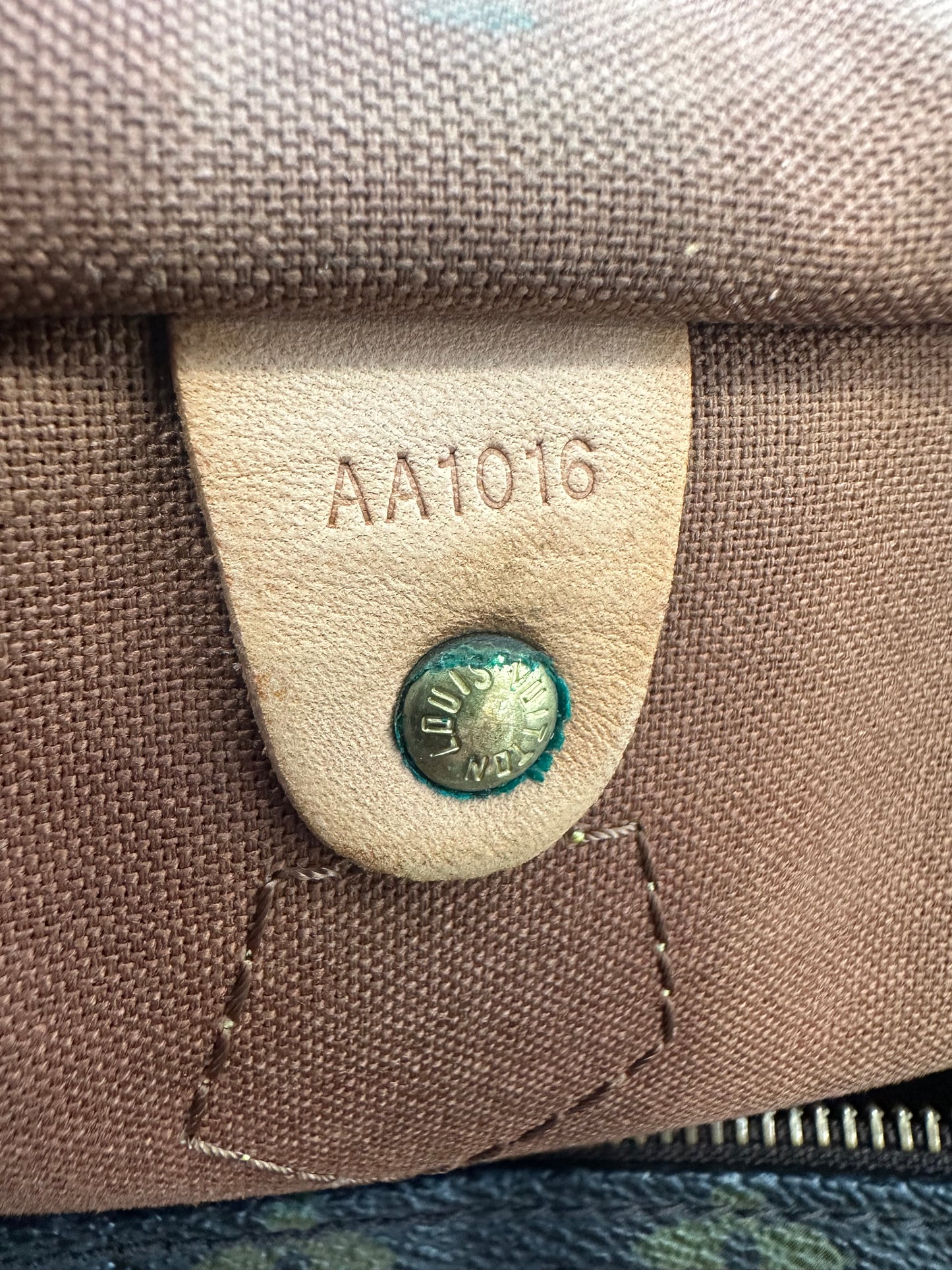 Louis Vuitton Speedy 40