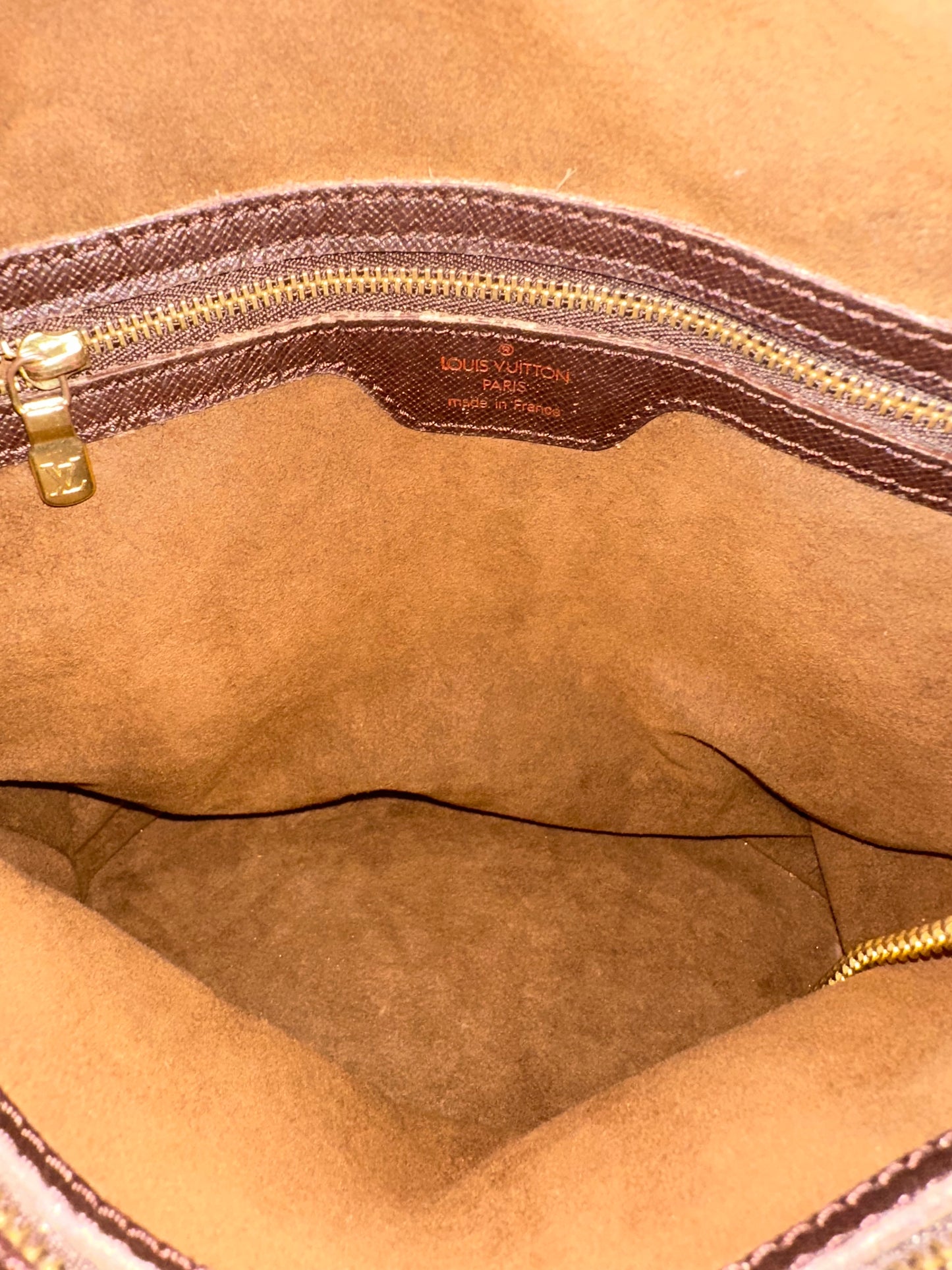 Louis Vuitton Marais