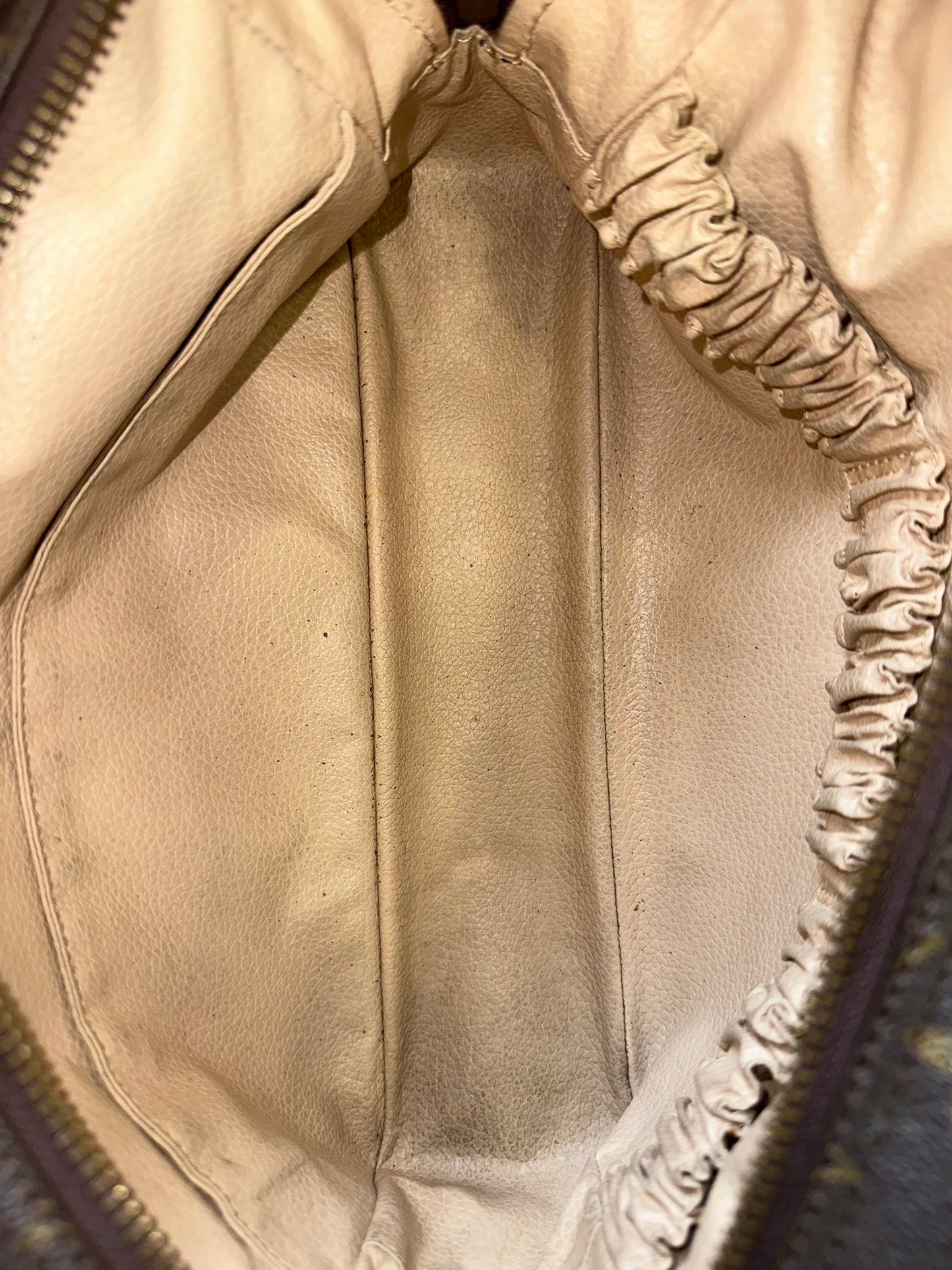 Louis Vuitton Trousse 28
