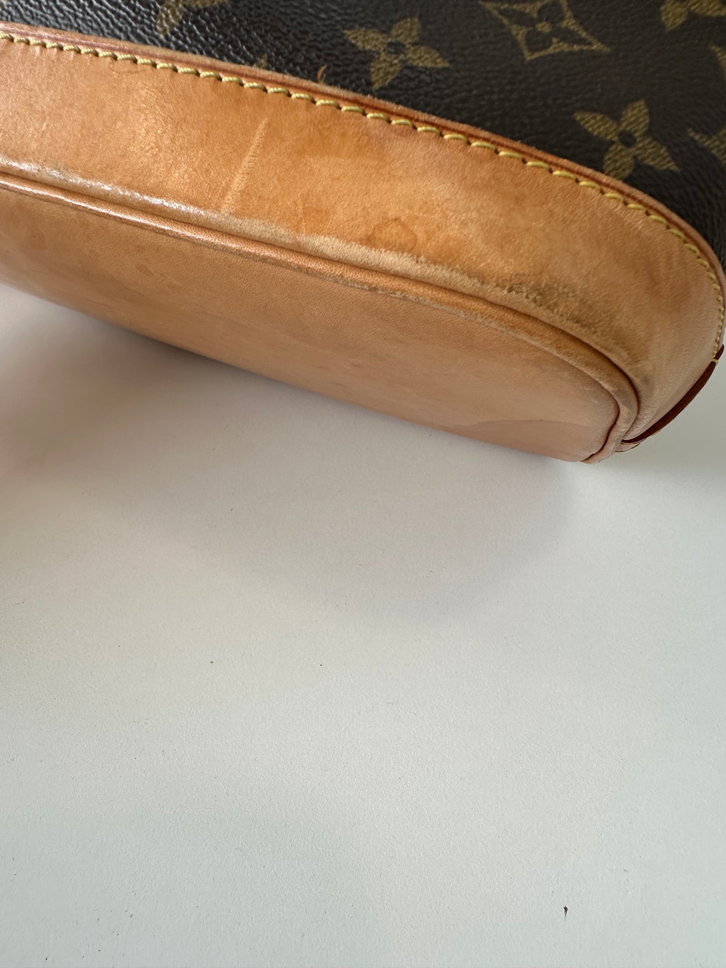 Louis Vuitton Alma