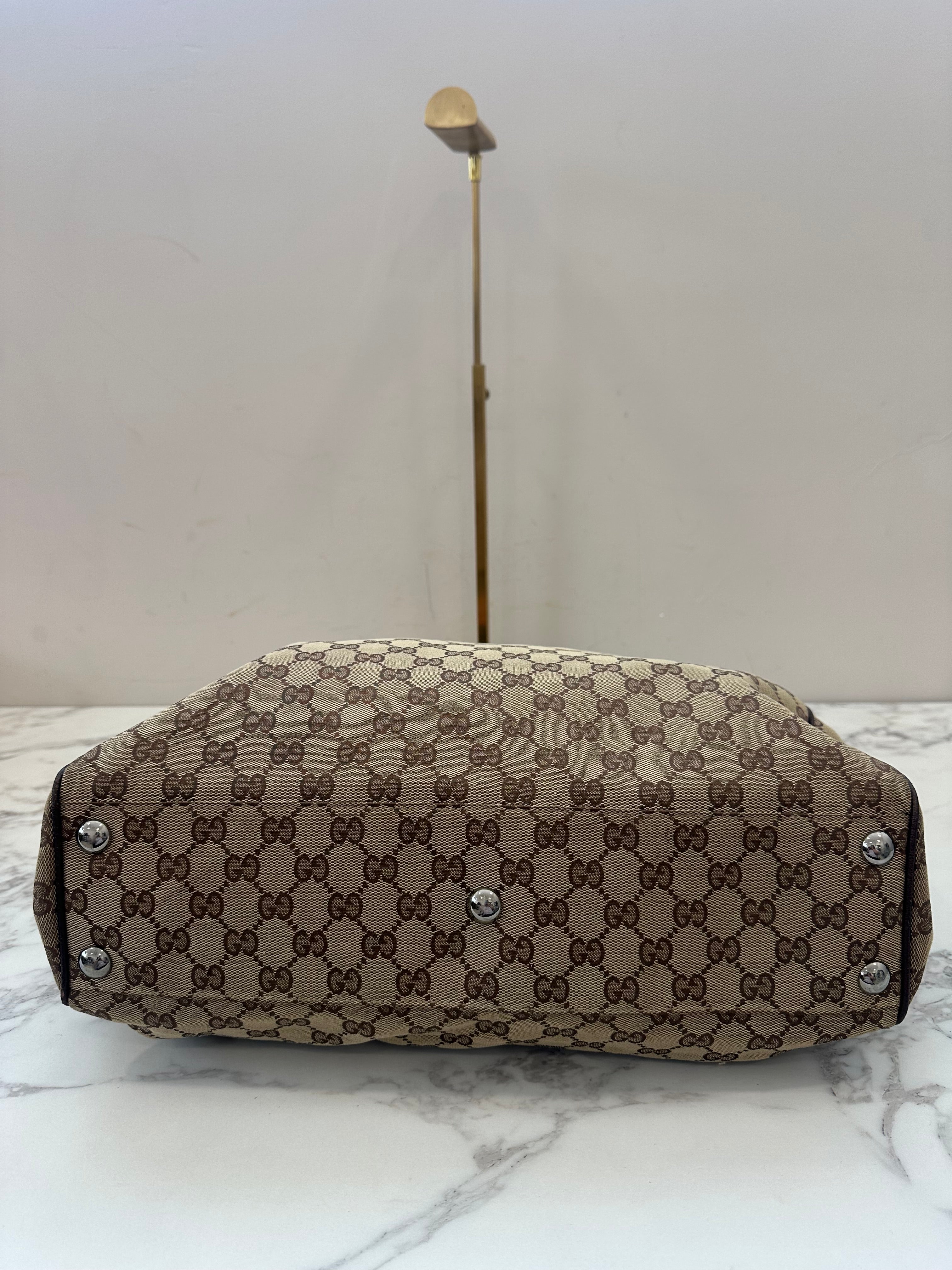 Gucci Beige