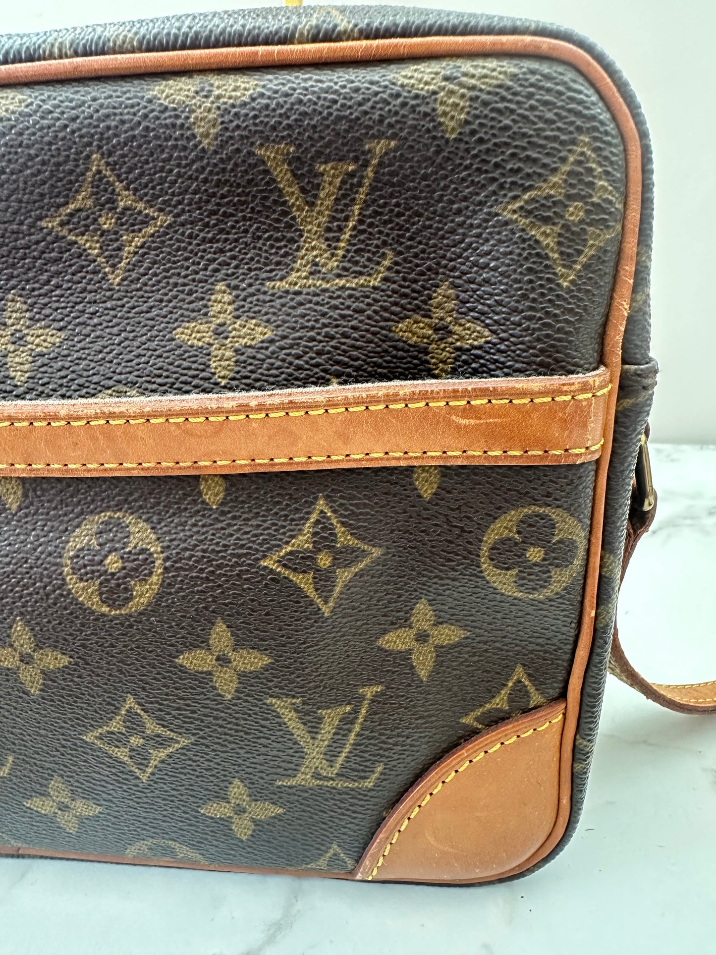 Louis Vuitton Trocadero 27