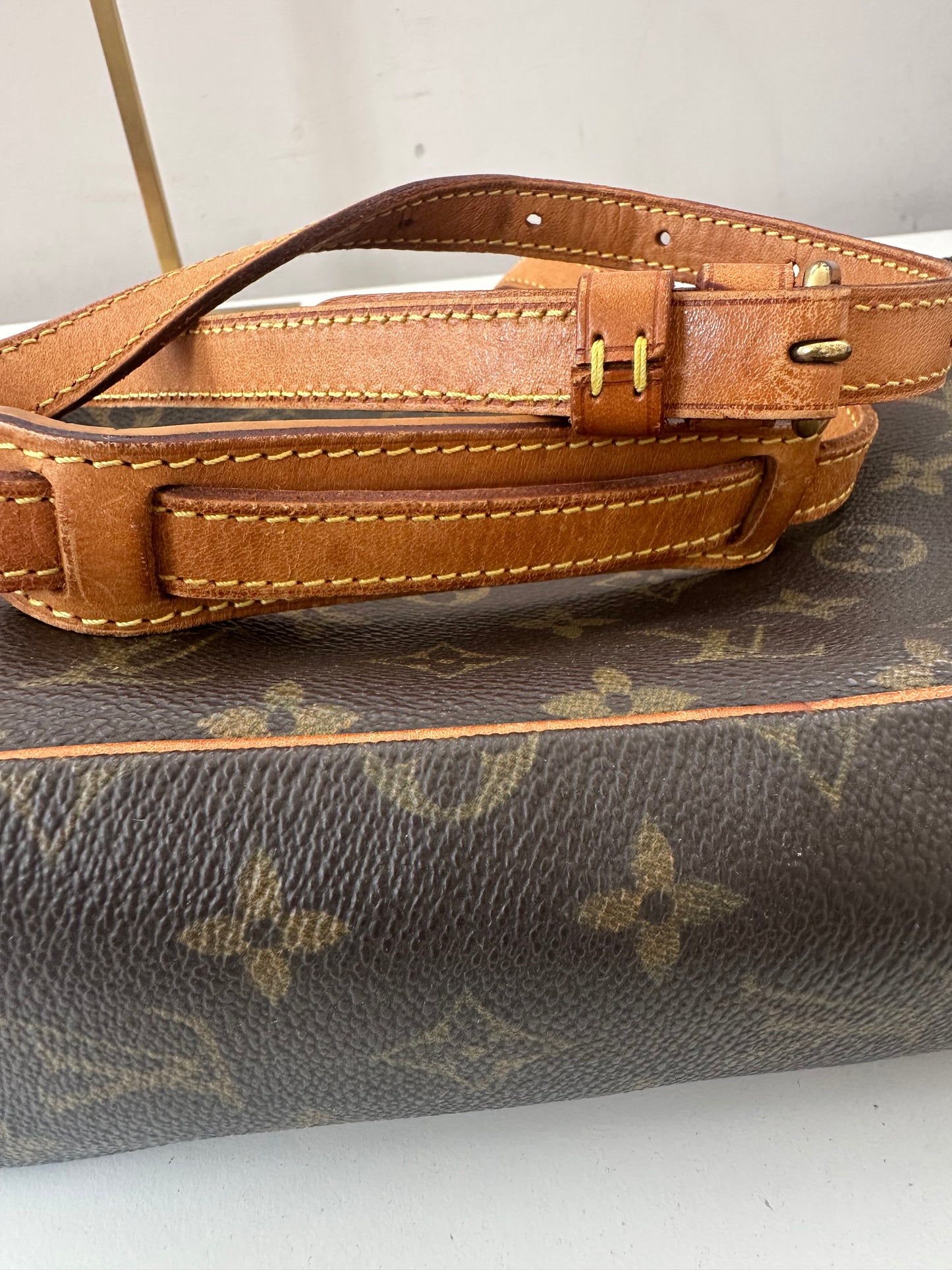 Louis Vuitton Trocadero 30