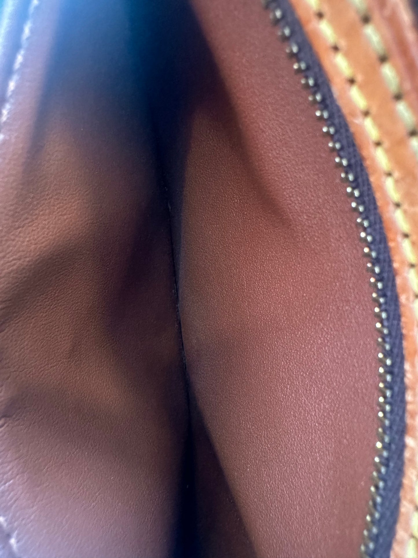 Louis Vuitton Saint German 24