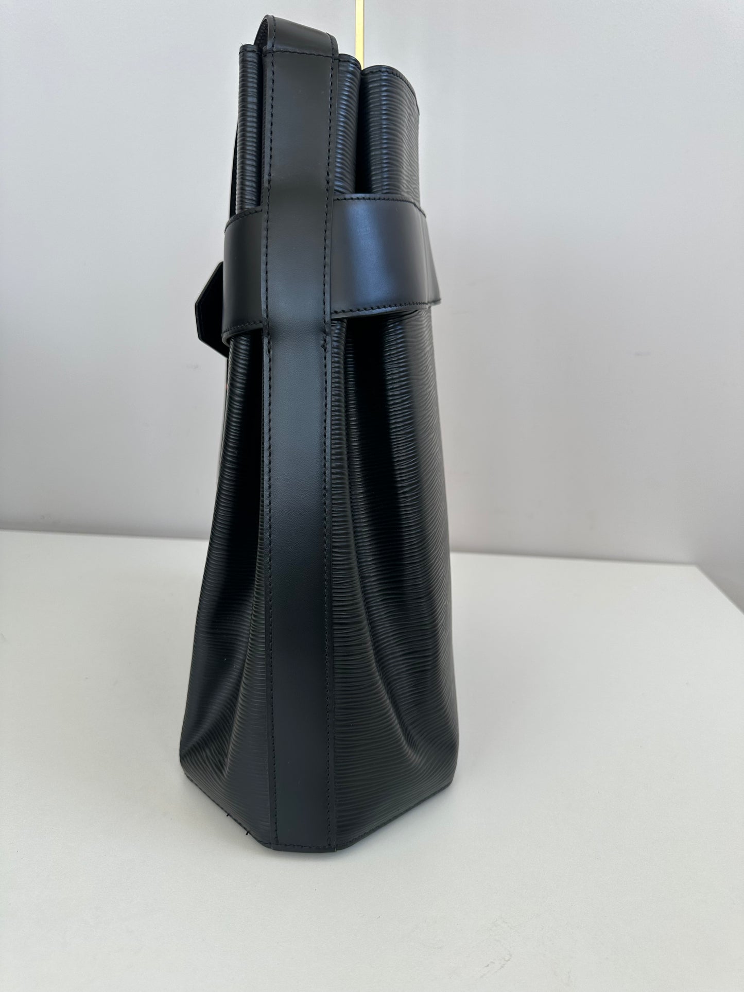 Louis Vuitton Sac Depaule GM Epi