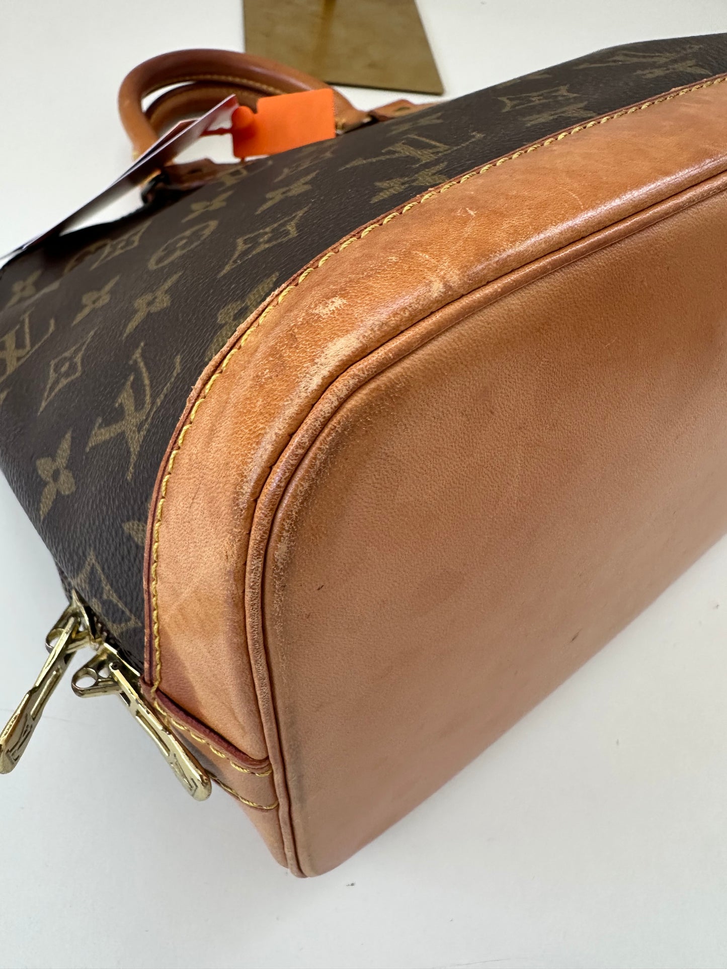 Louis Vuitton Alma