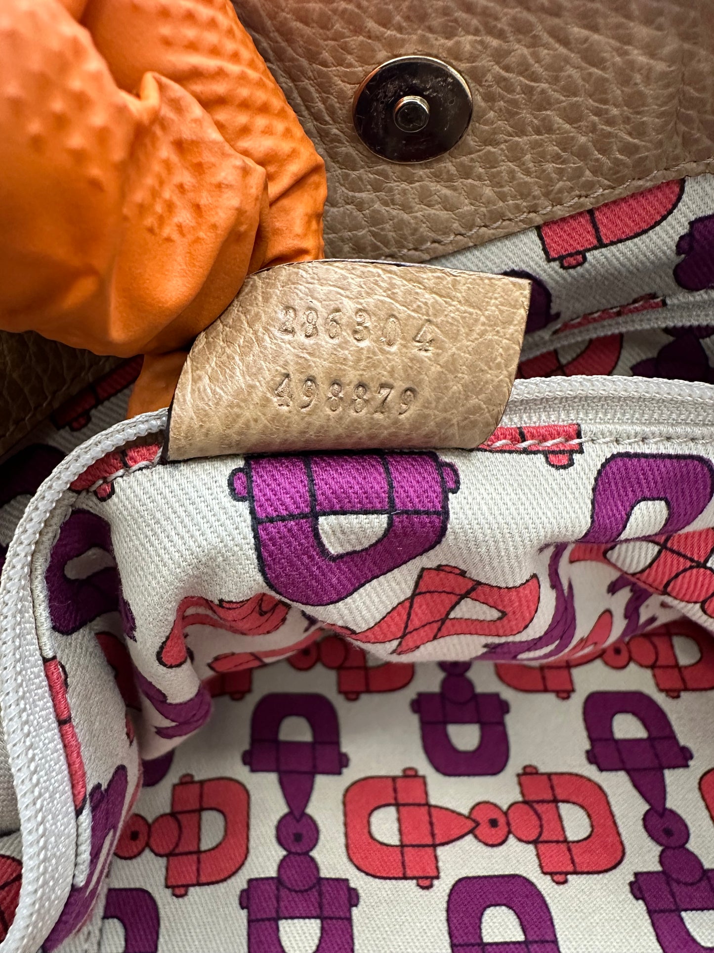 382543 - Gucci Tote