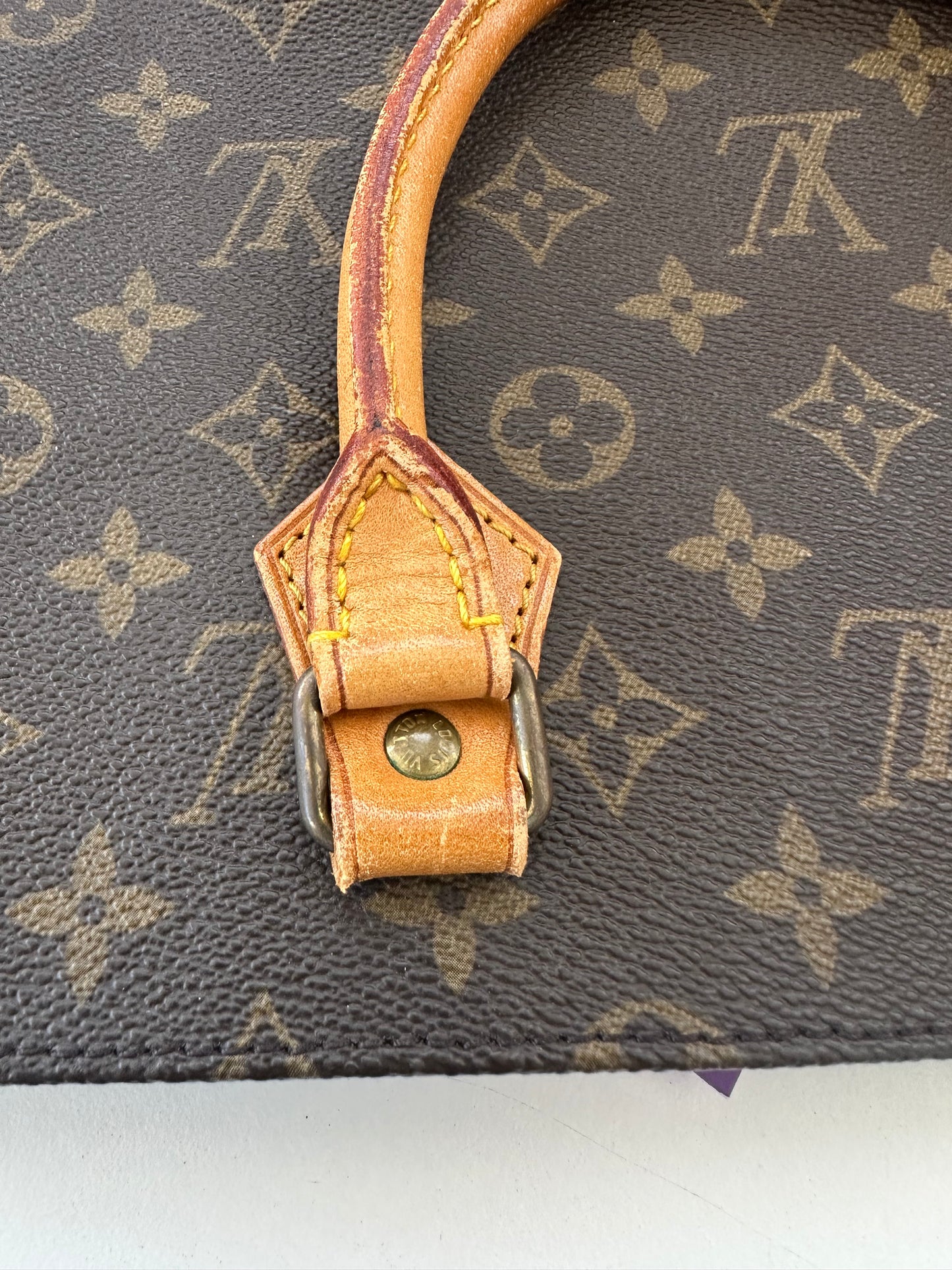 Louis Vuitton Sac Plat