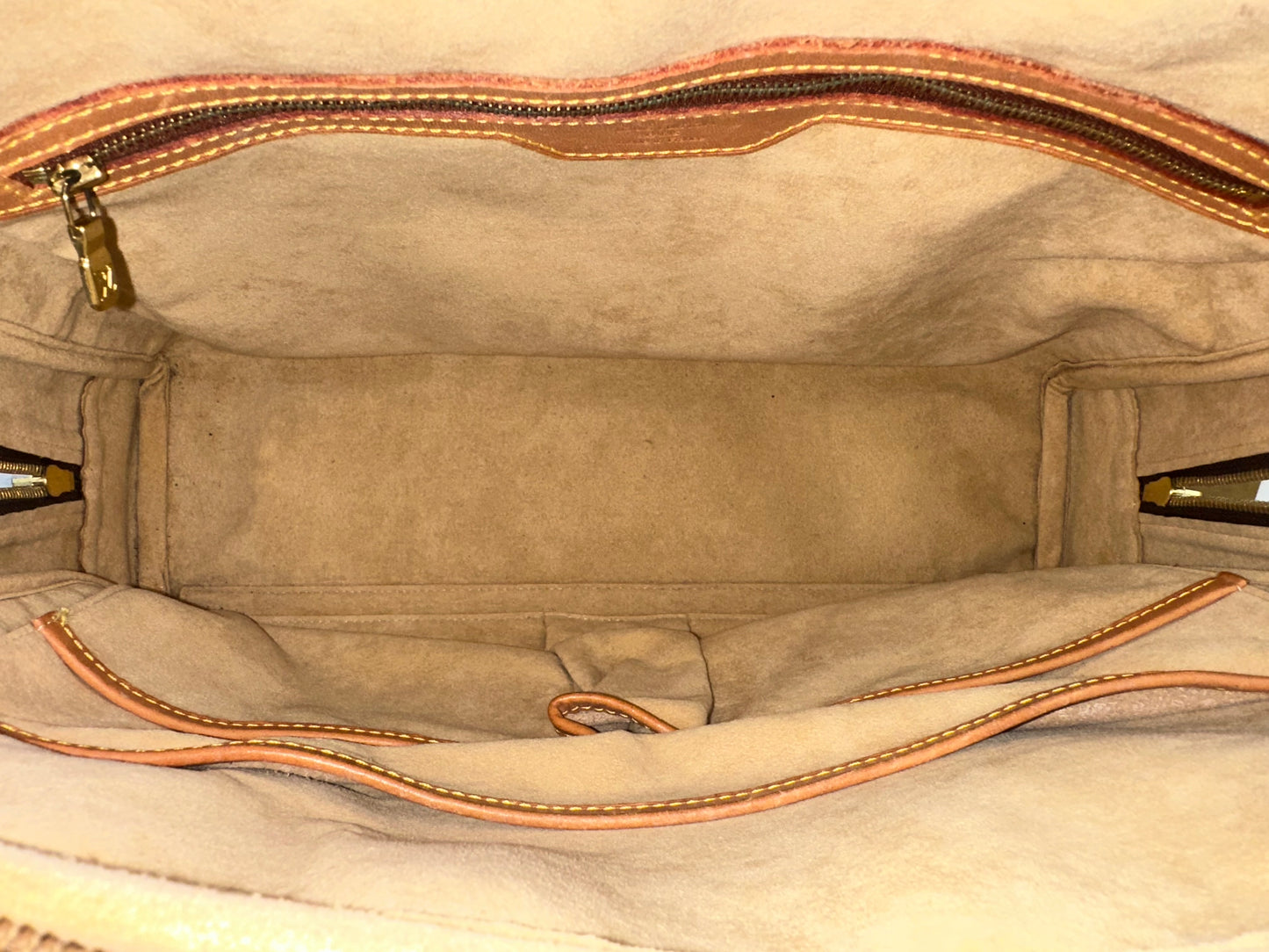 Louis Vuitton Rivoli