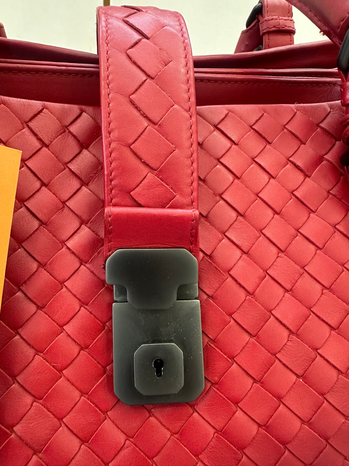 Bottega Veneta Red Intrecciato Roma