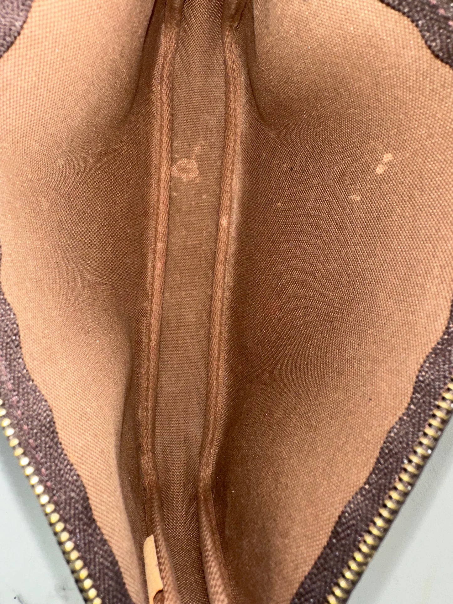 Louis Vuitton Pochette