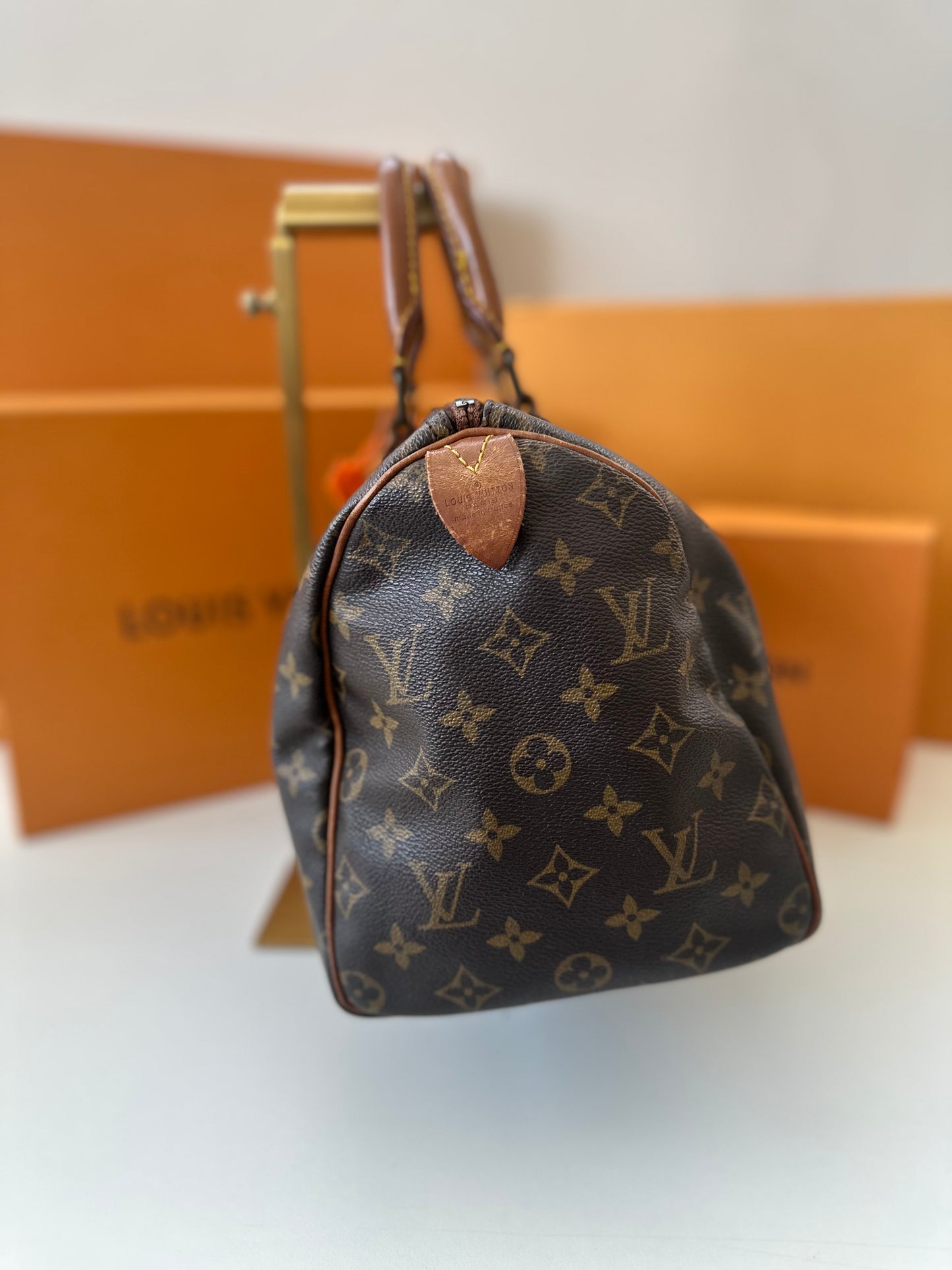 Louis Vuitton Speedy 30