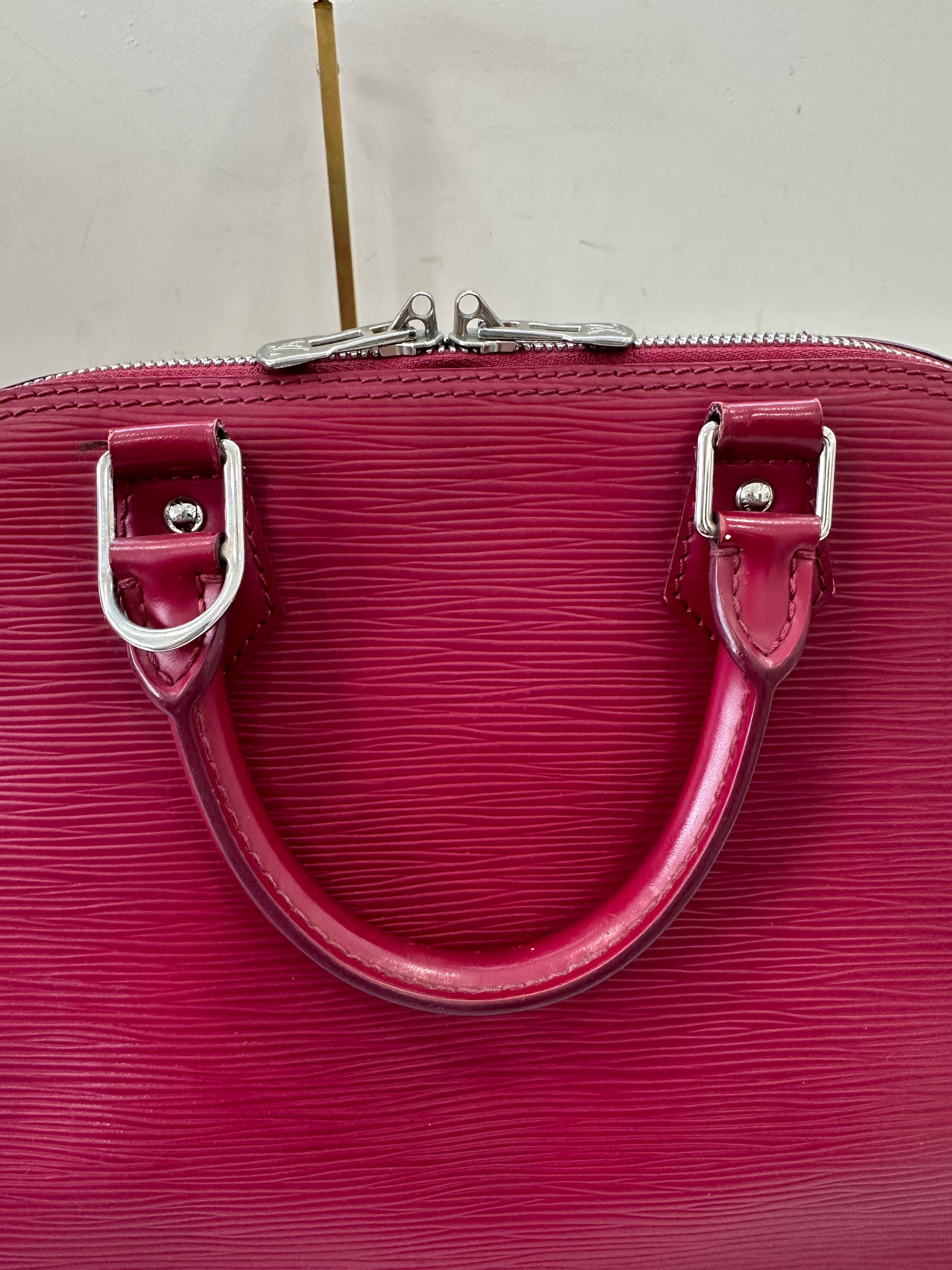 Louis Vuitton Alm PM Epi Cherry