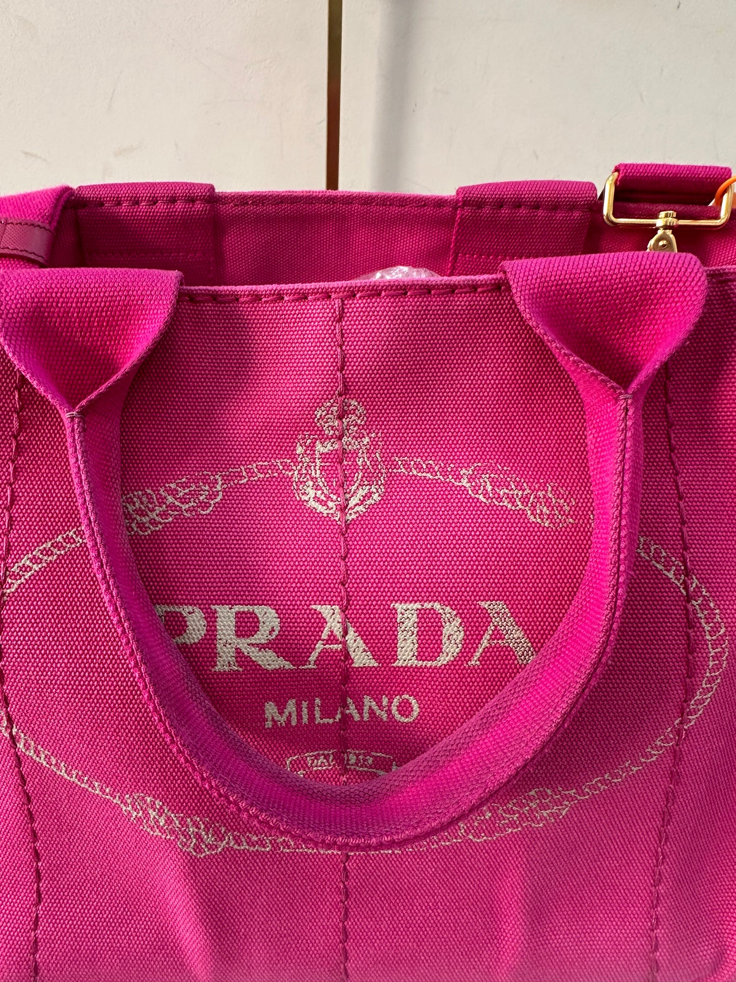 Prada Pink Denim Canapa