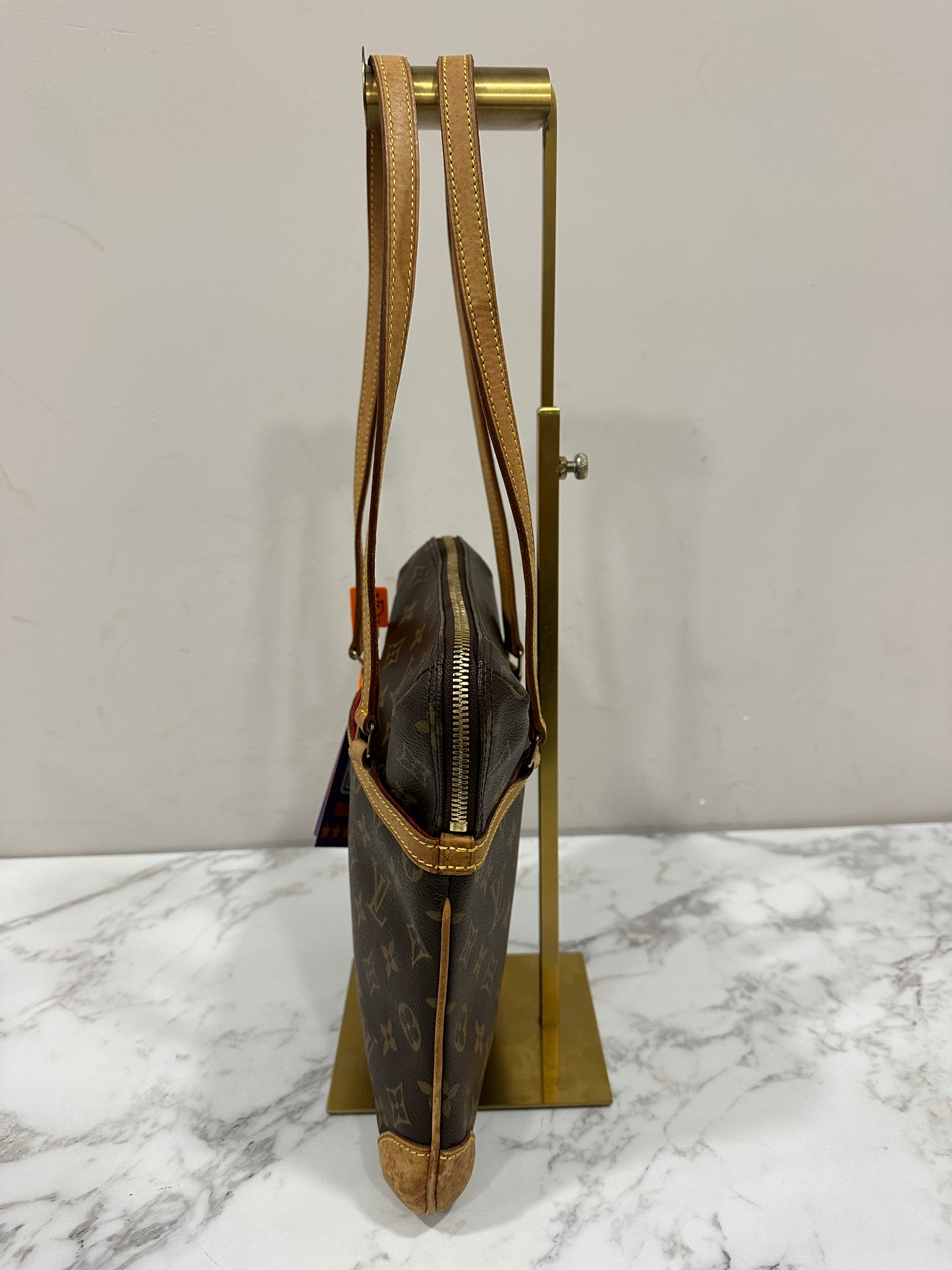 Louis Vuitton Coussin GM