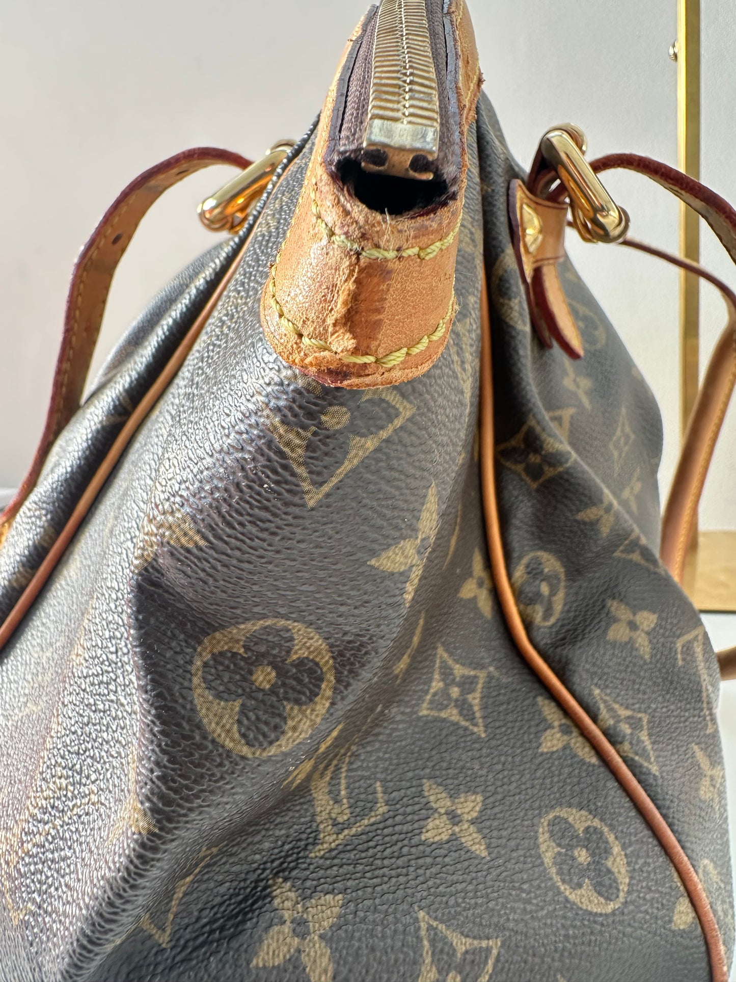 Louis Vuitton Tivoli GM