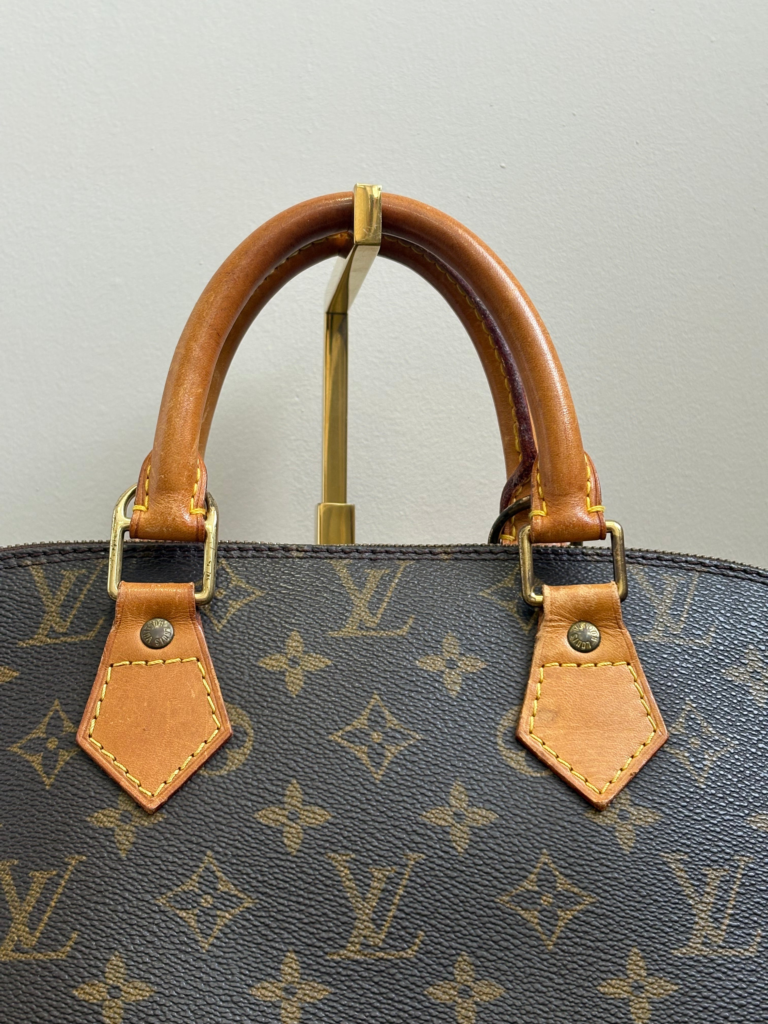 Louis Vuitton Alma