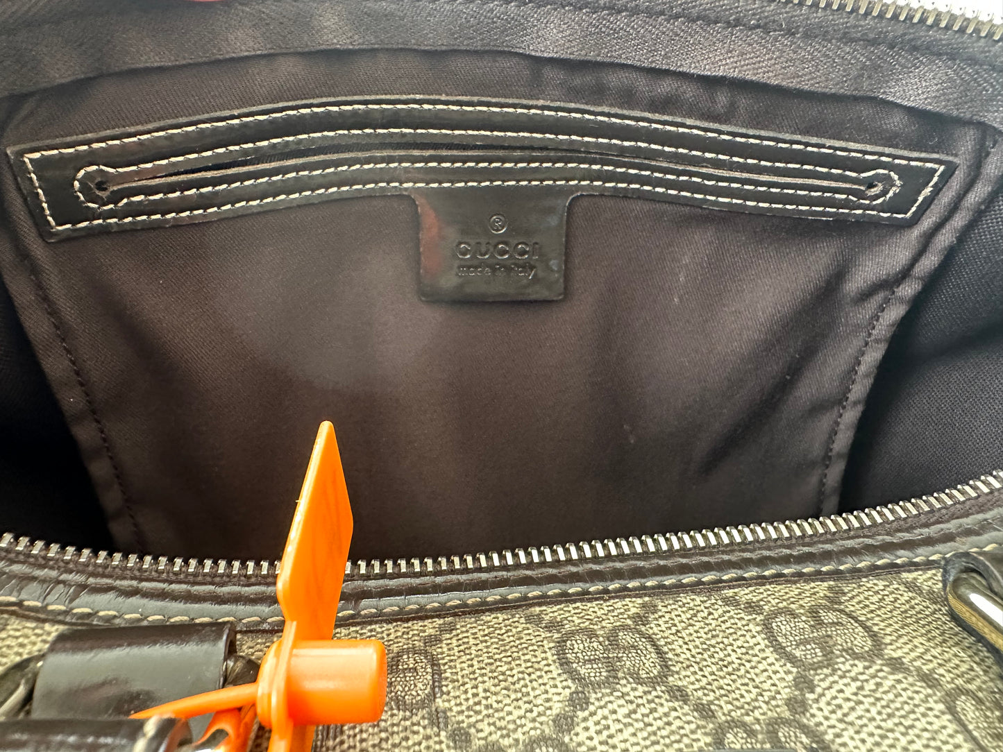 Gucci GG Supreme