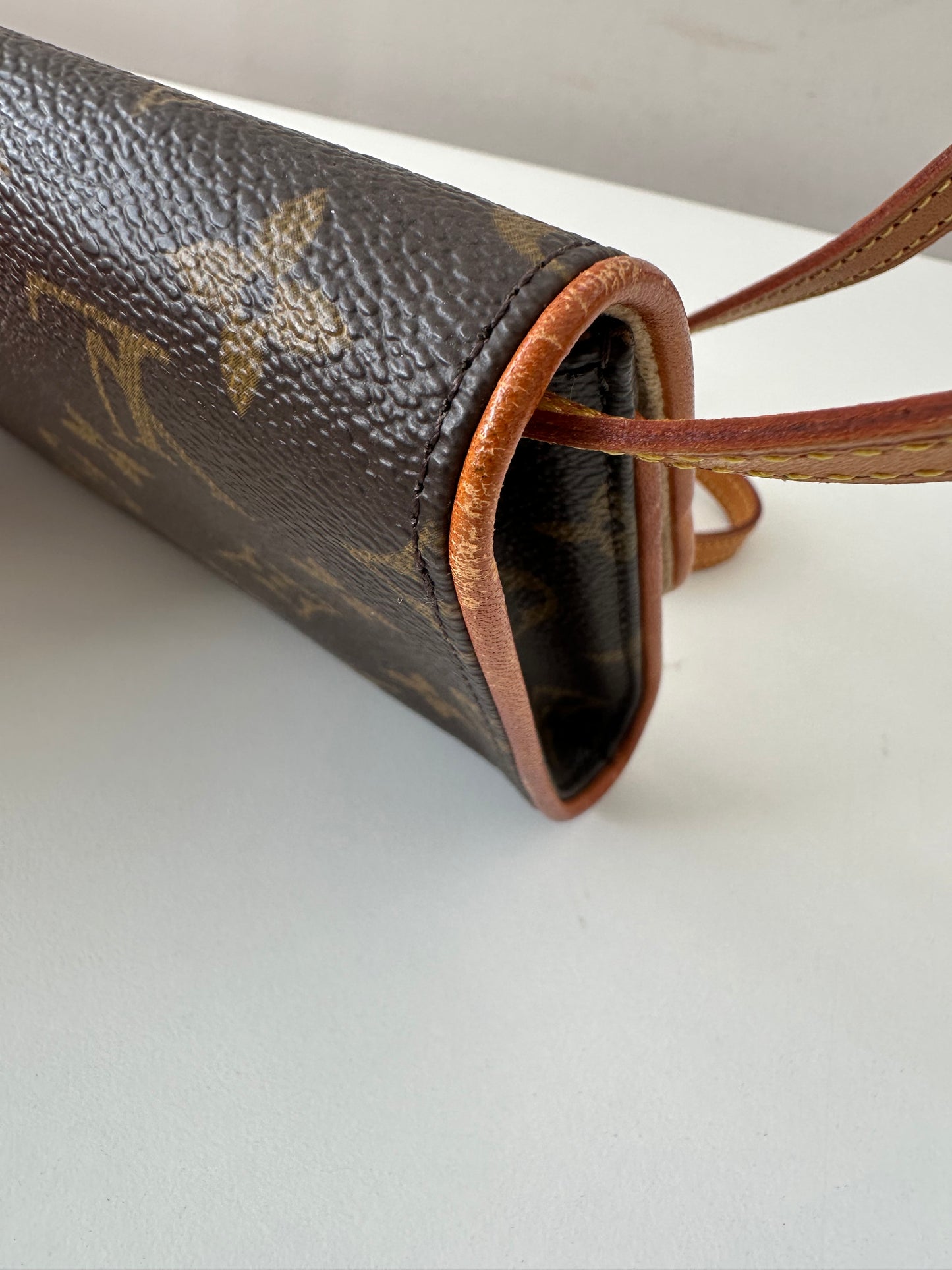 Louis Vuitton Pochette Twin GM