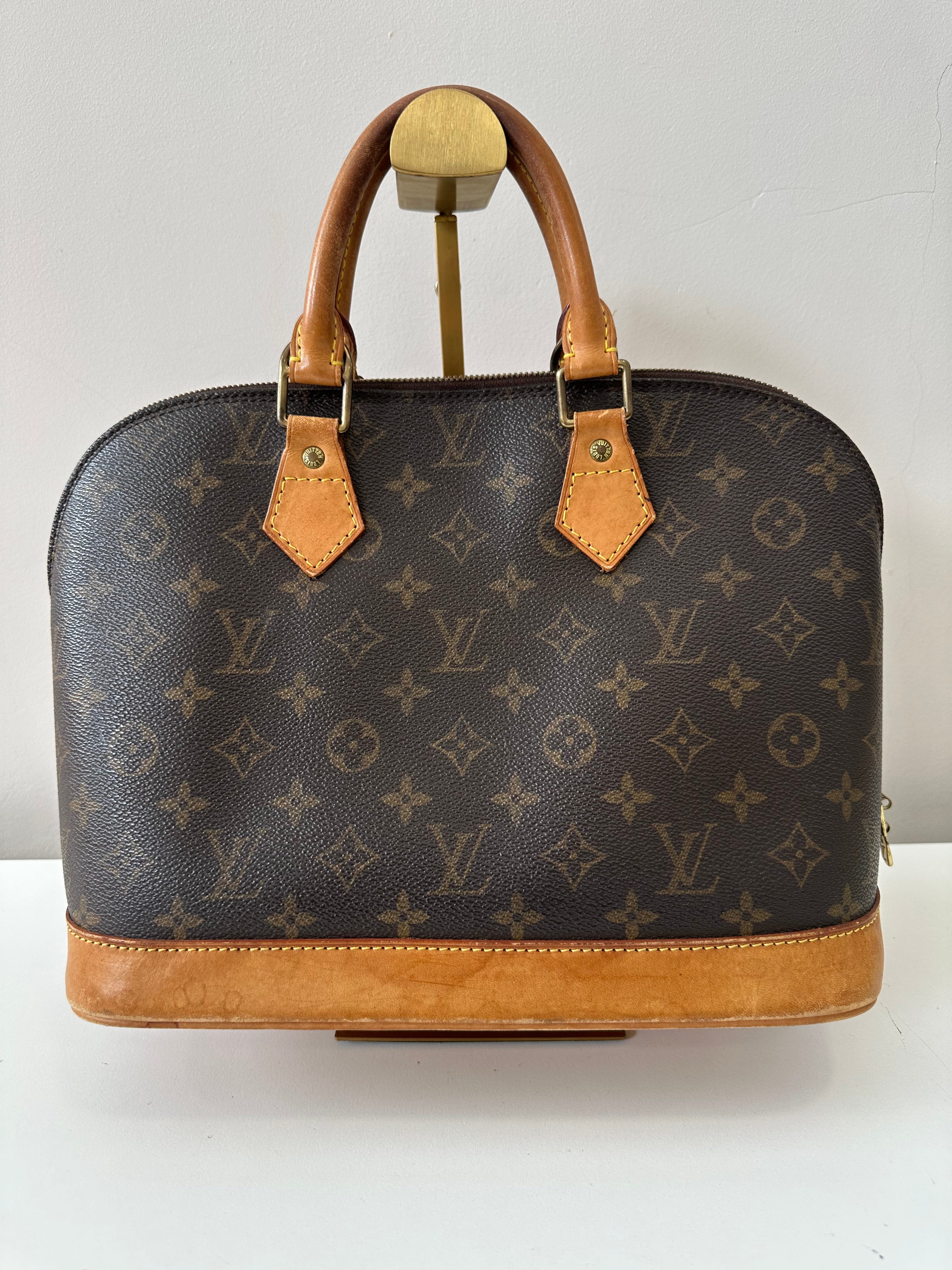 Louis Vuitton Alma