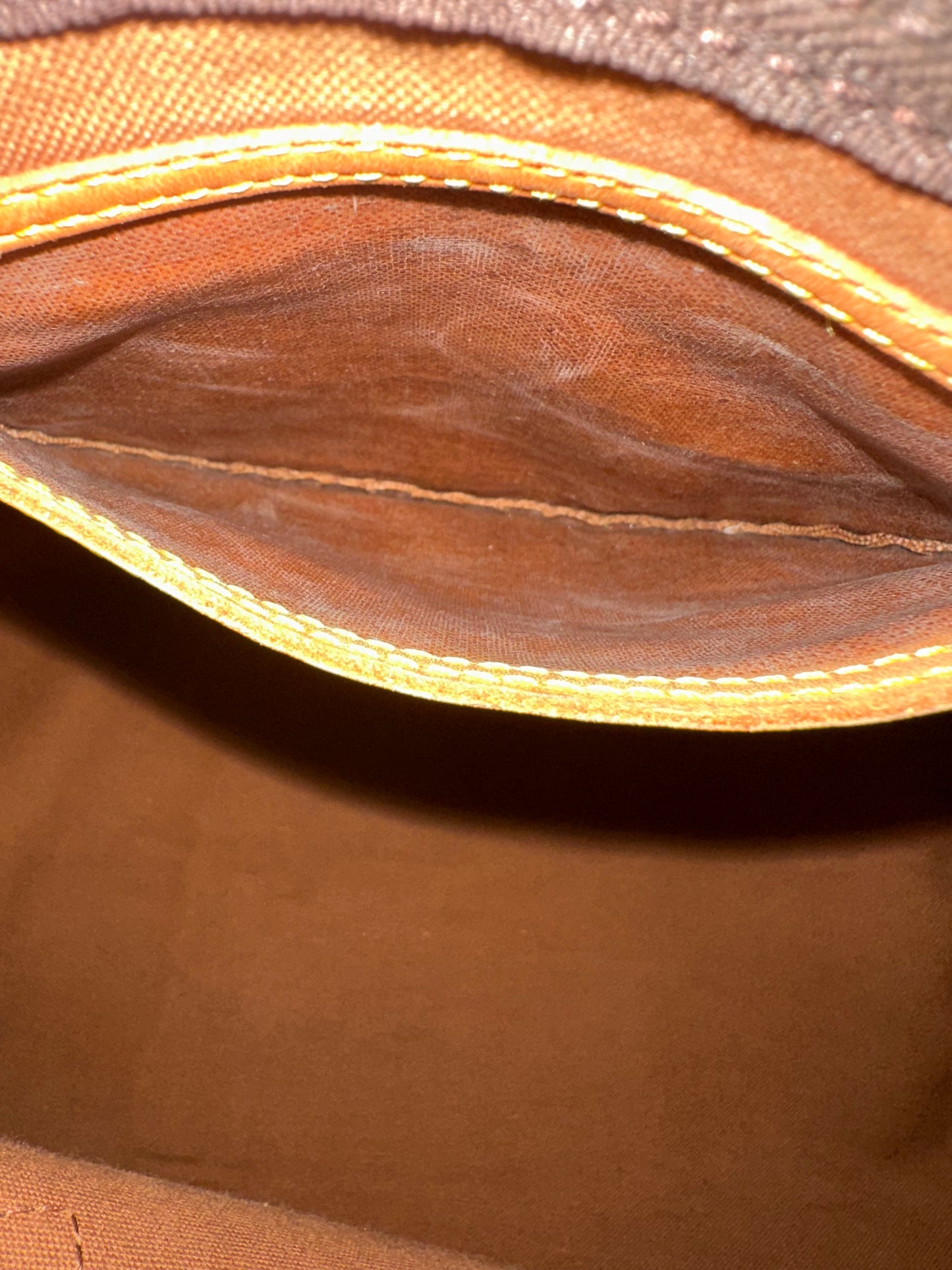 Louis Vuitton Speedy 35
