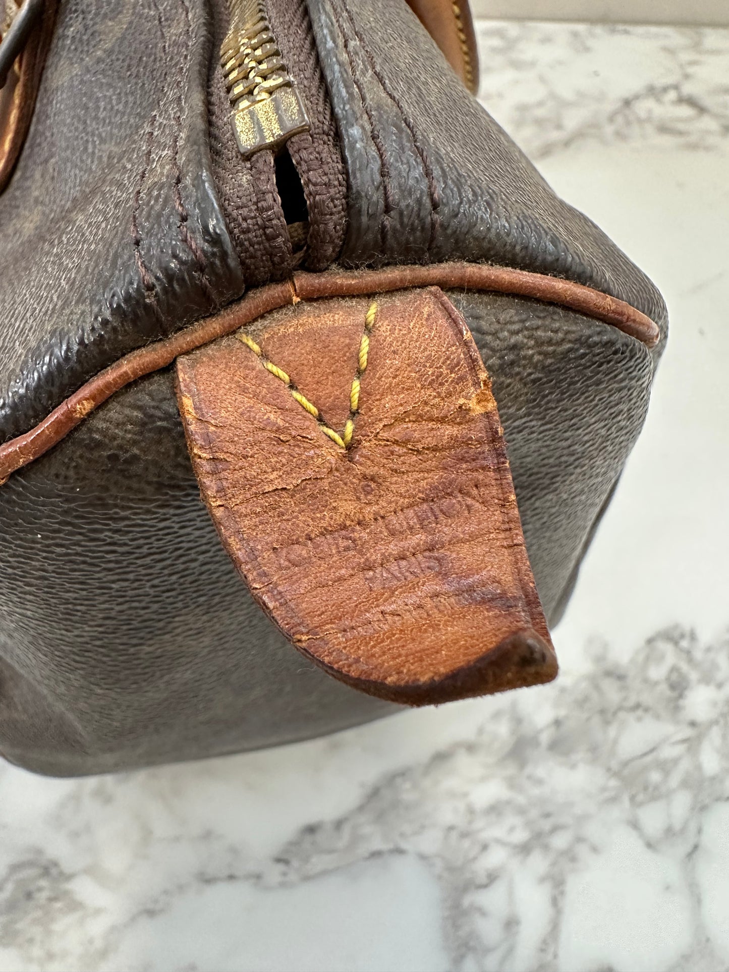 Louis Vuitton Speedy 30