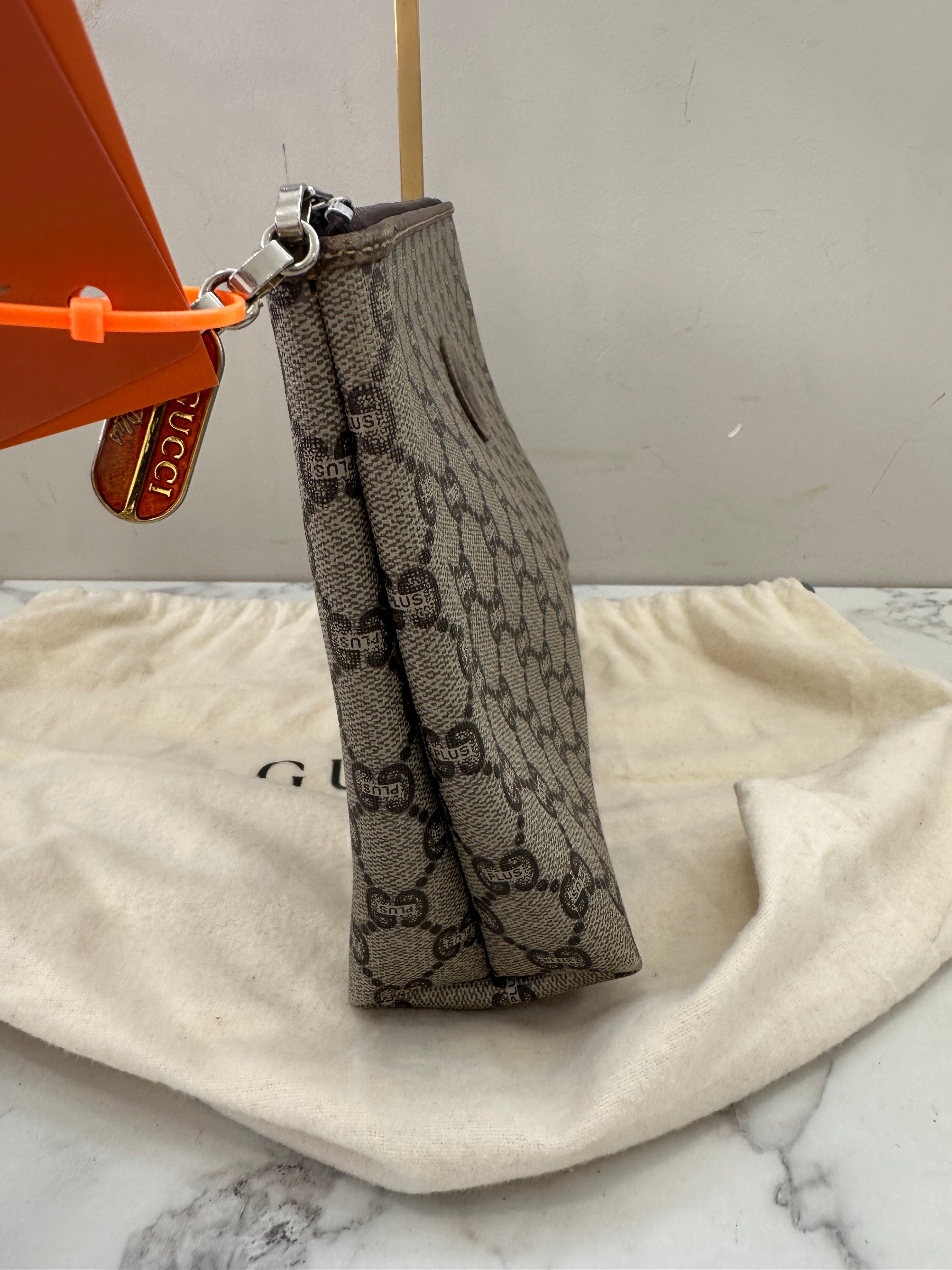 Gucci Pochette GG Plus