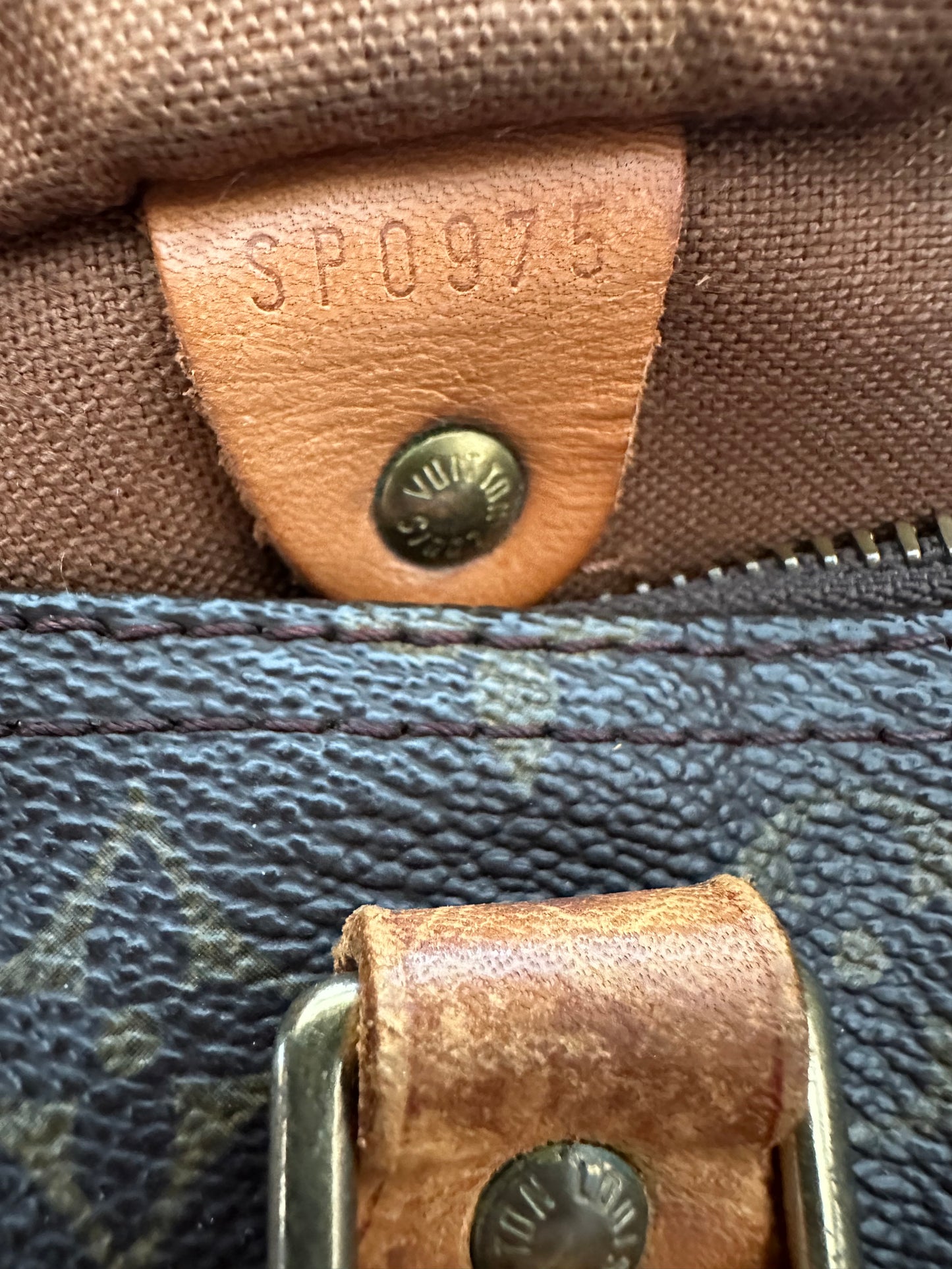 Louis Vuitton Speedy 30
