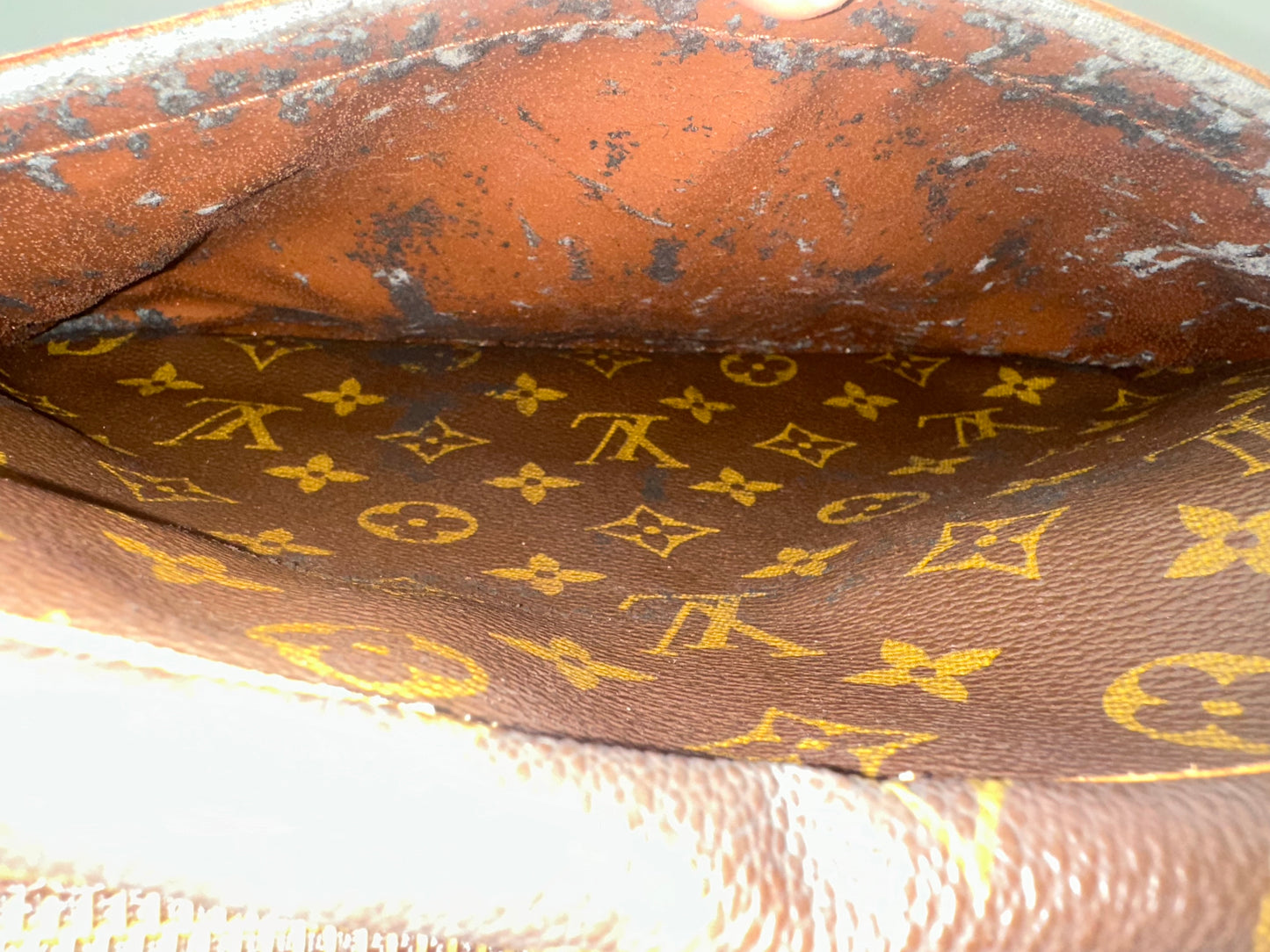 Louis Vuitton Trocadero 30