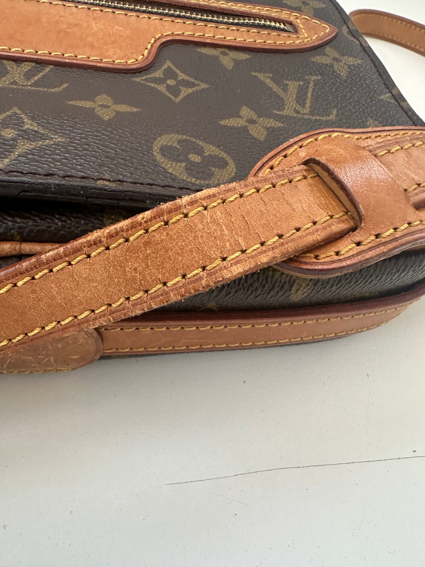 Louis Vuitton Saint German 24