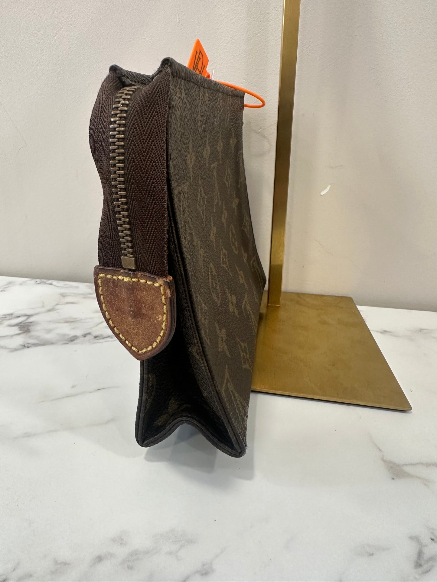 Louis Vuitton Toilette 19