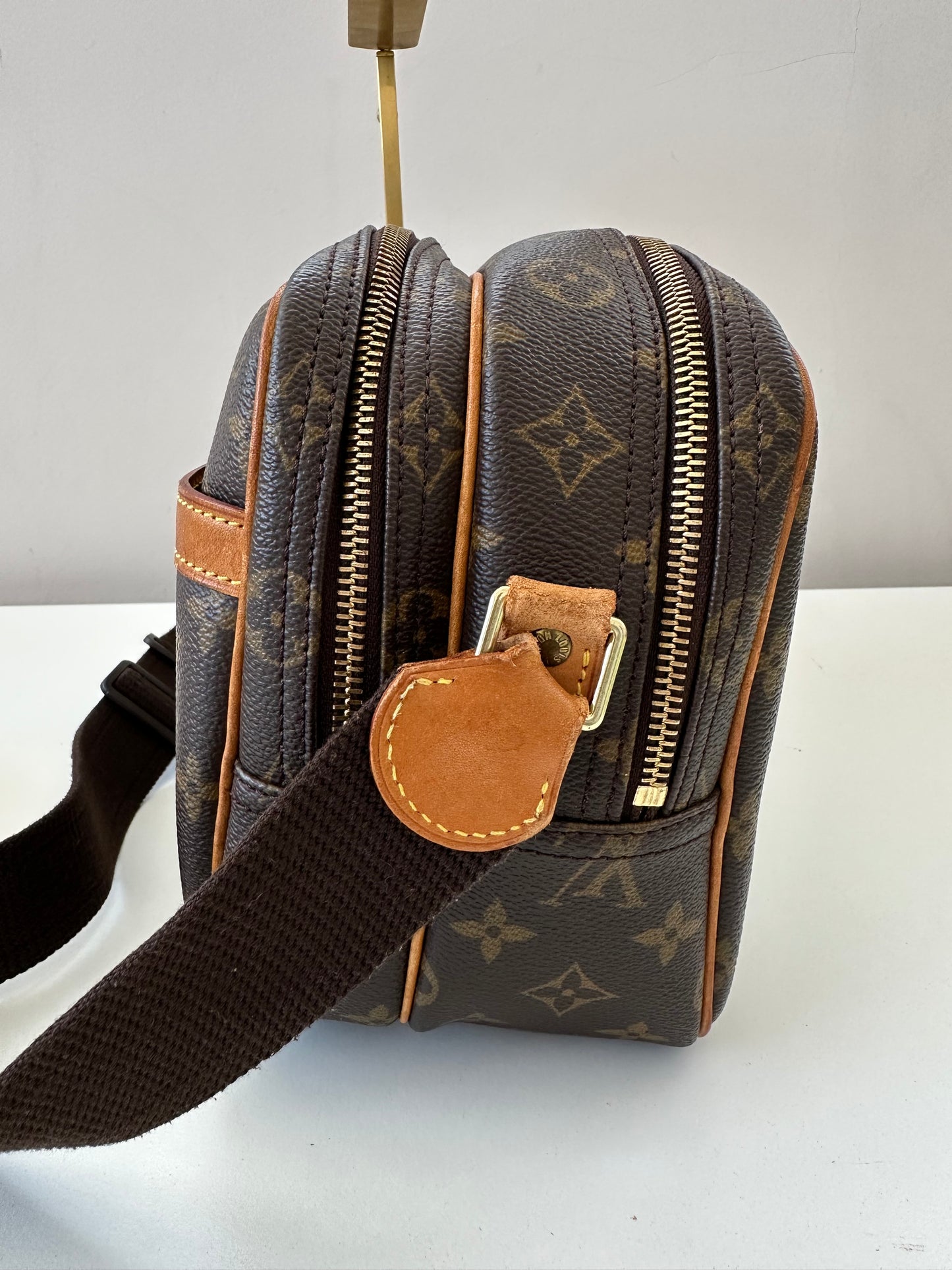 Louis Vuitton Reporter PM