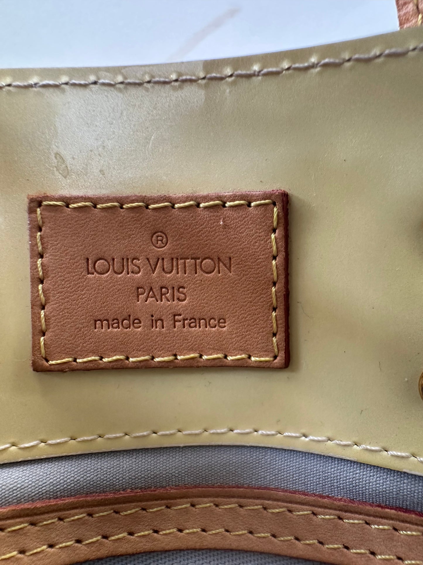 Louis Vuitton Reade PM Vernis Yellow