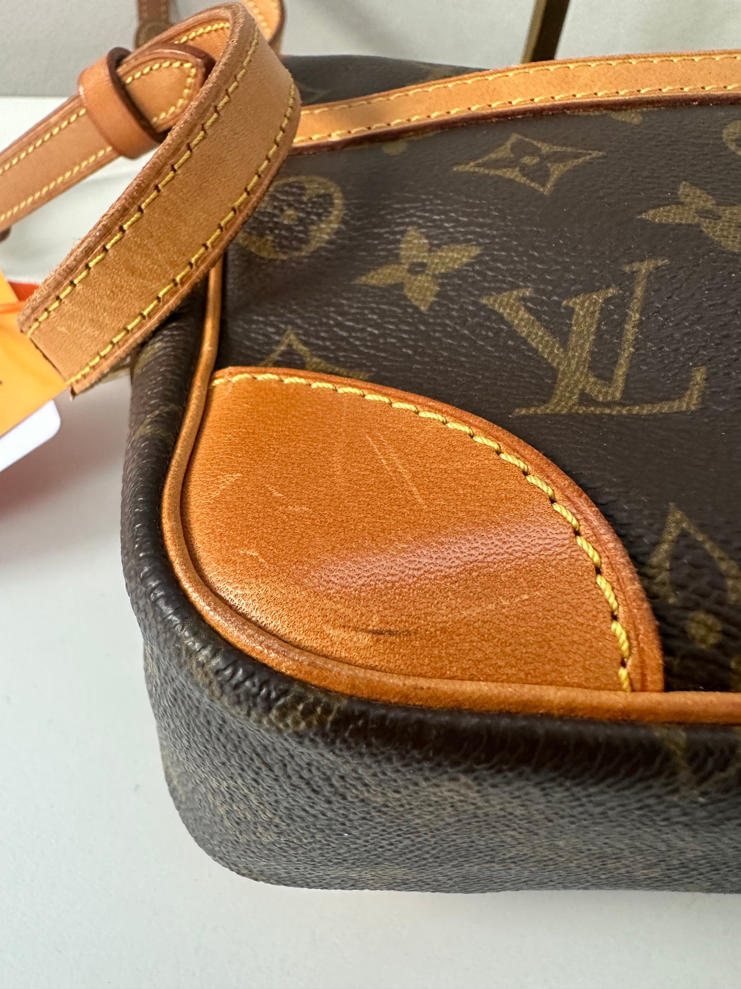 Louis Vuitton Trocadero 27