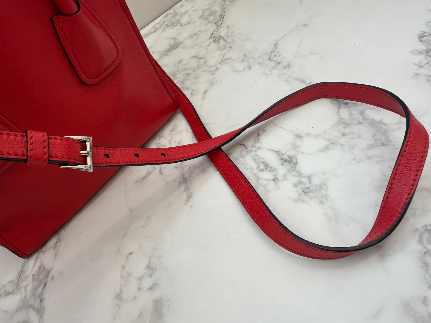 Prada Red 2way