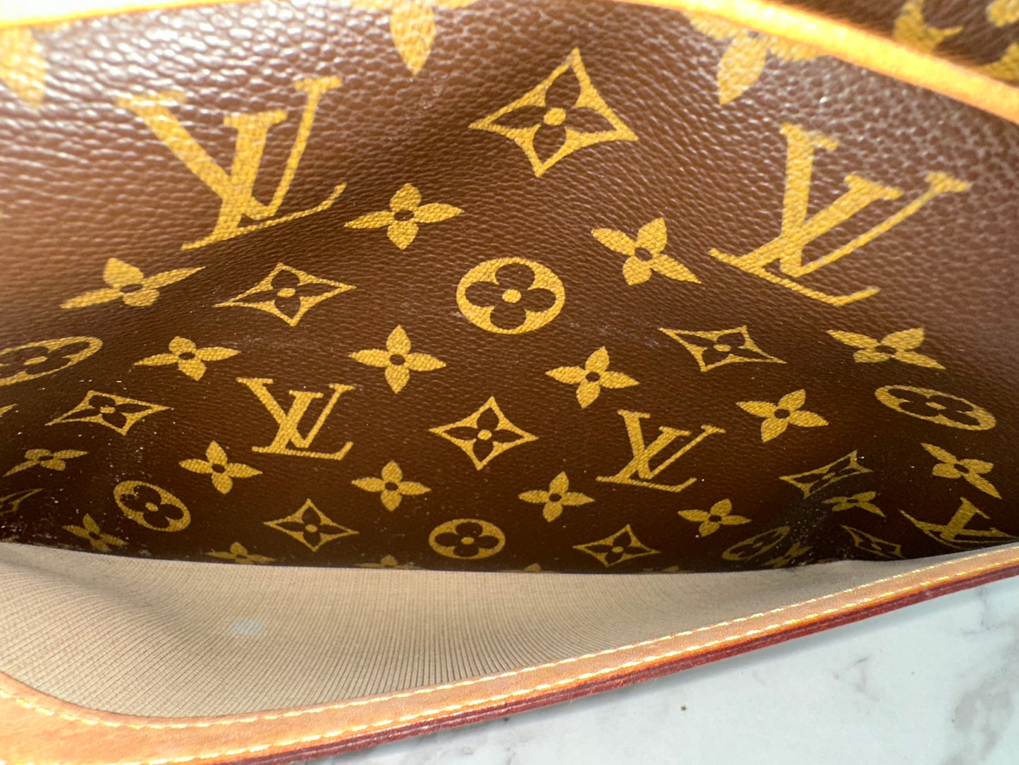 Louis Vuitton Reporter PM