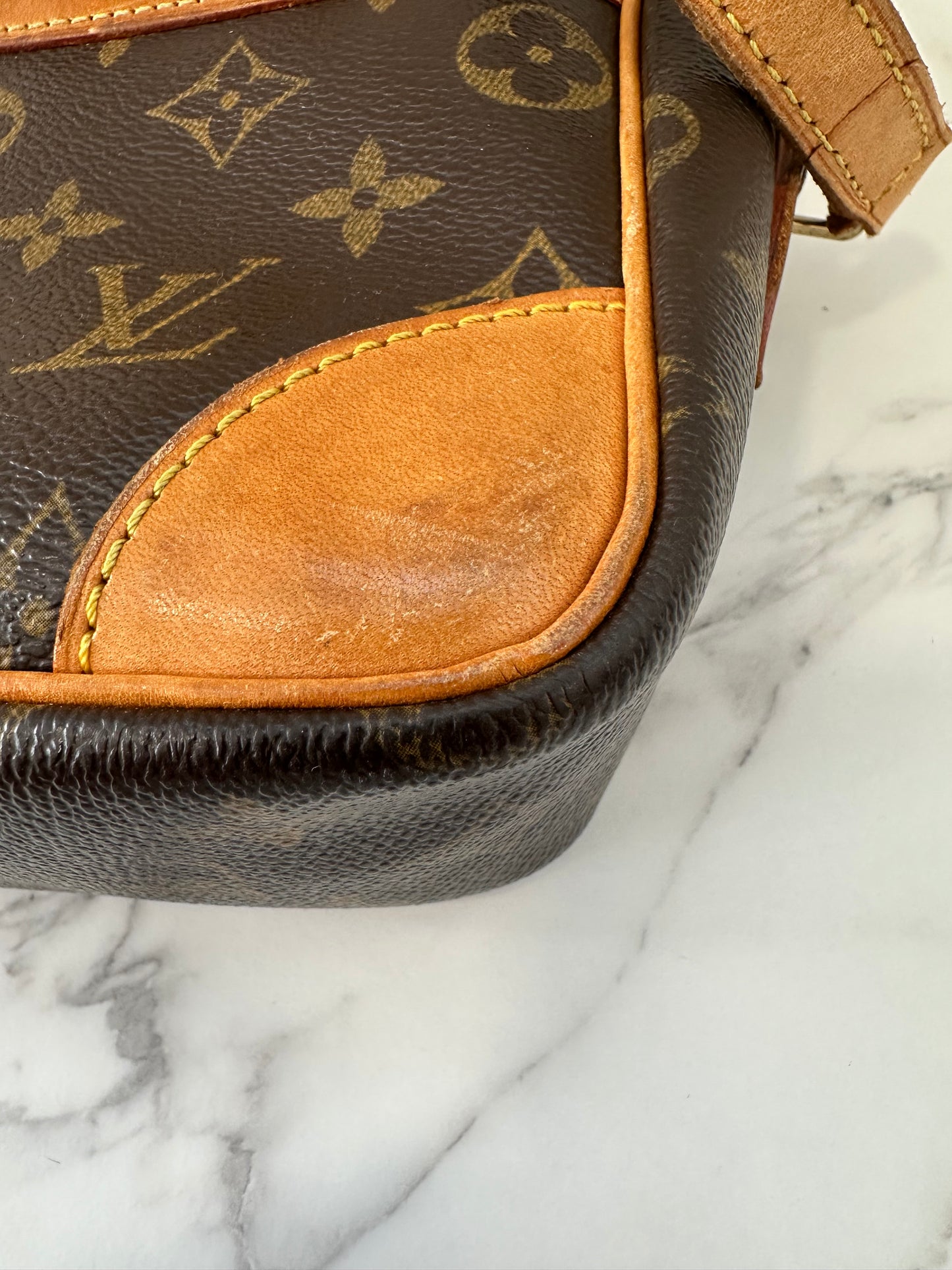 Louis Vuitton Trocadero 27