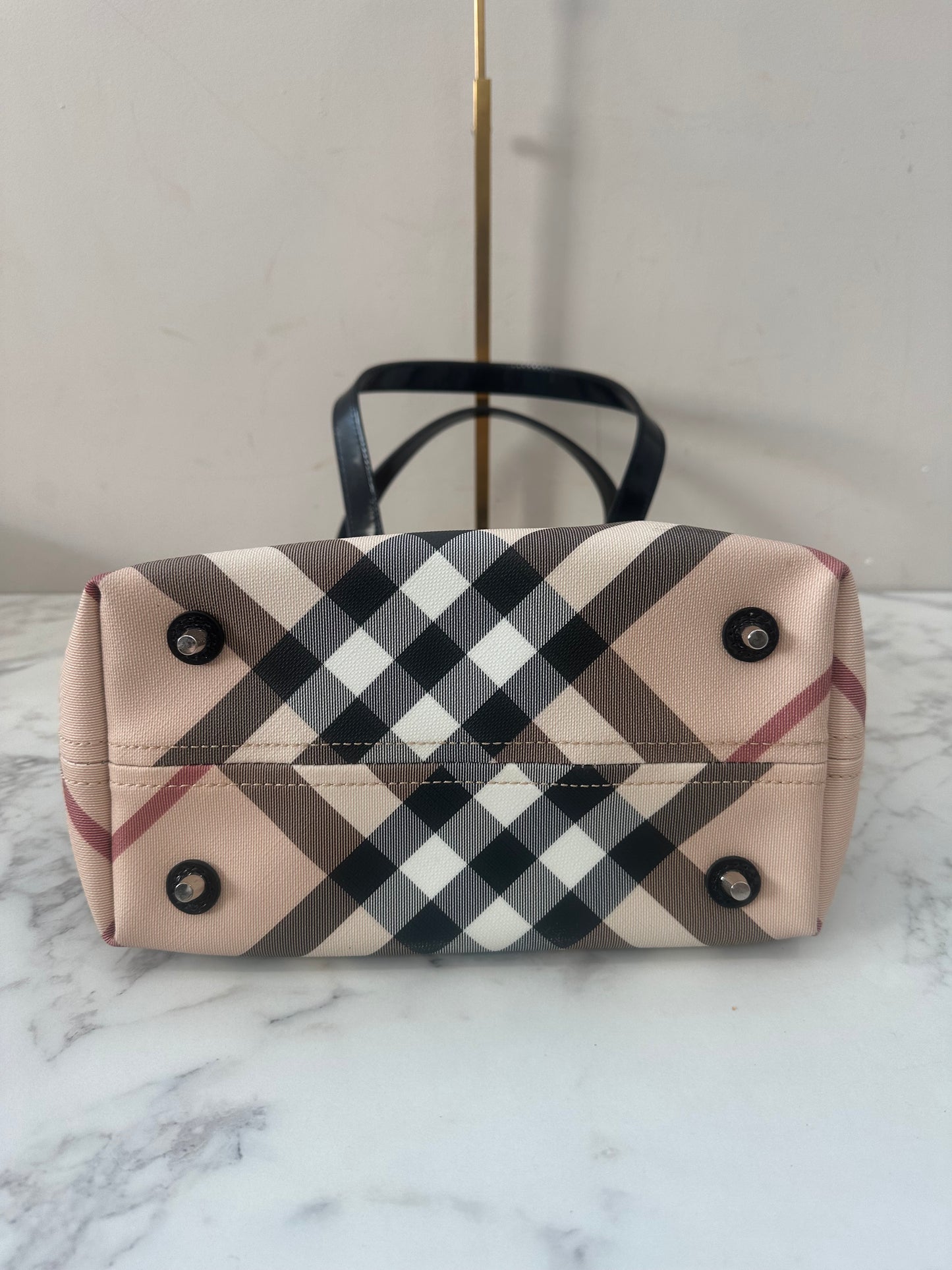 Burberry Beige