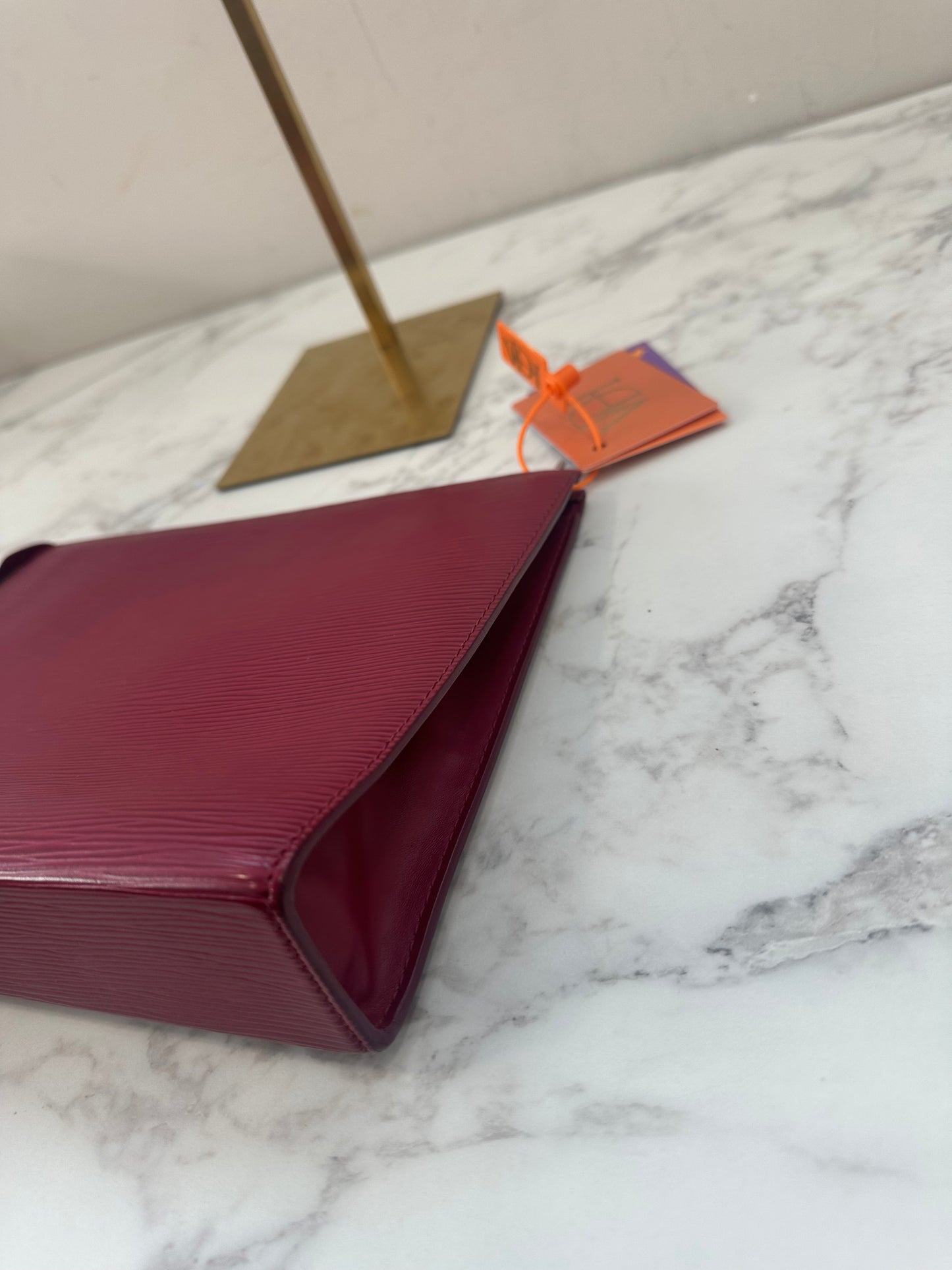 Louis Vuitton toilette