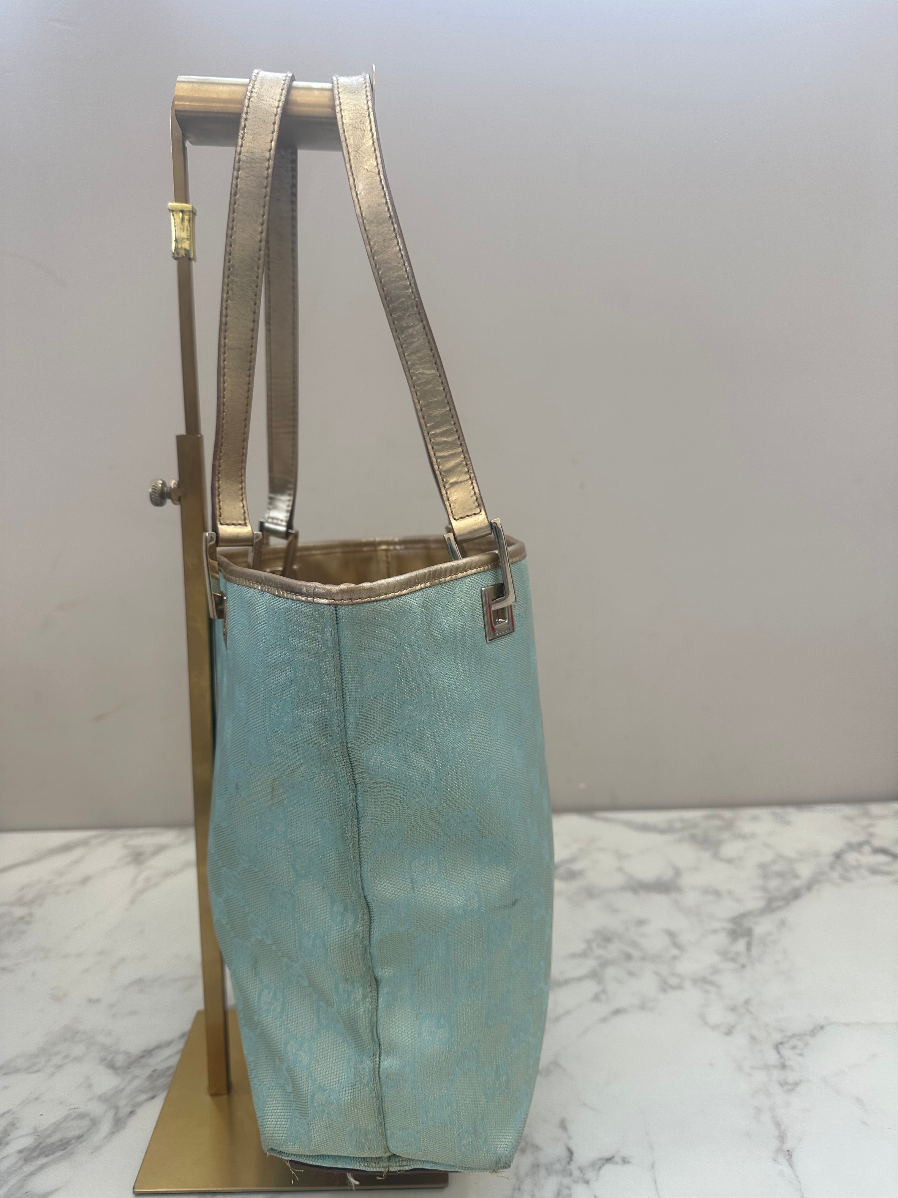 Gucci Light Blue