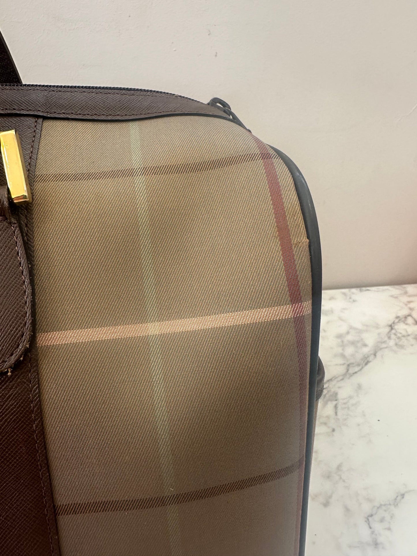 Burberrys Boston Bag