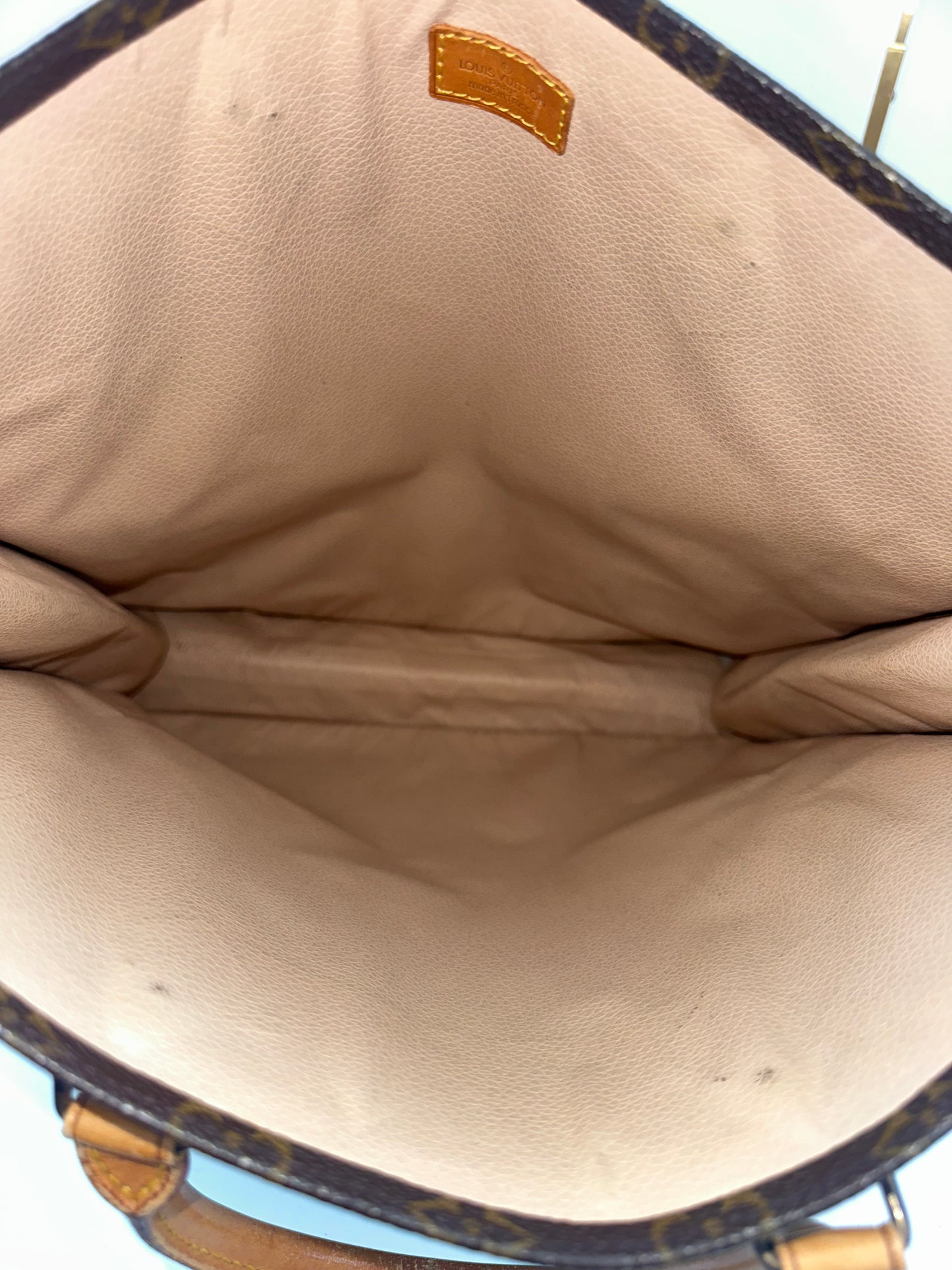Louis Vuitton Sac Plat
