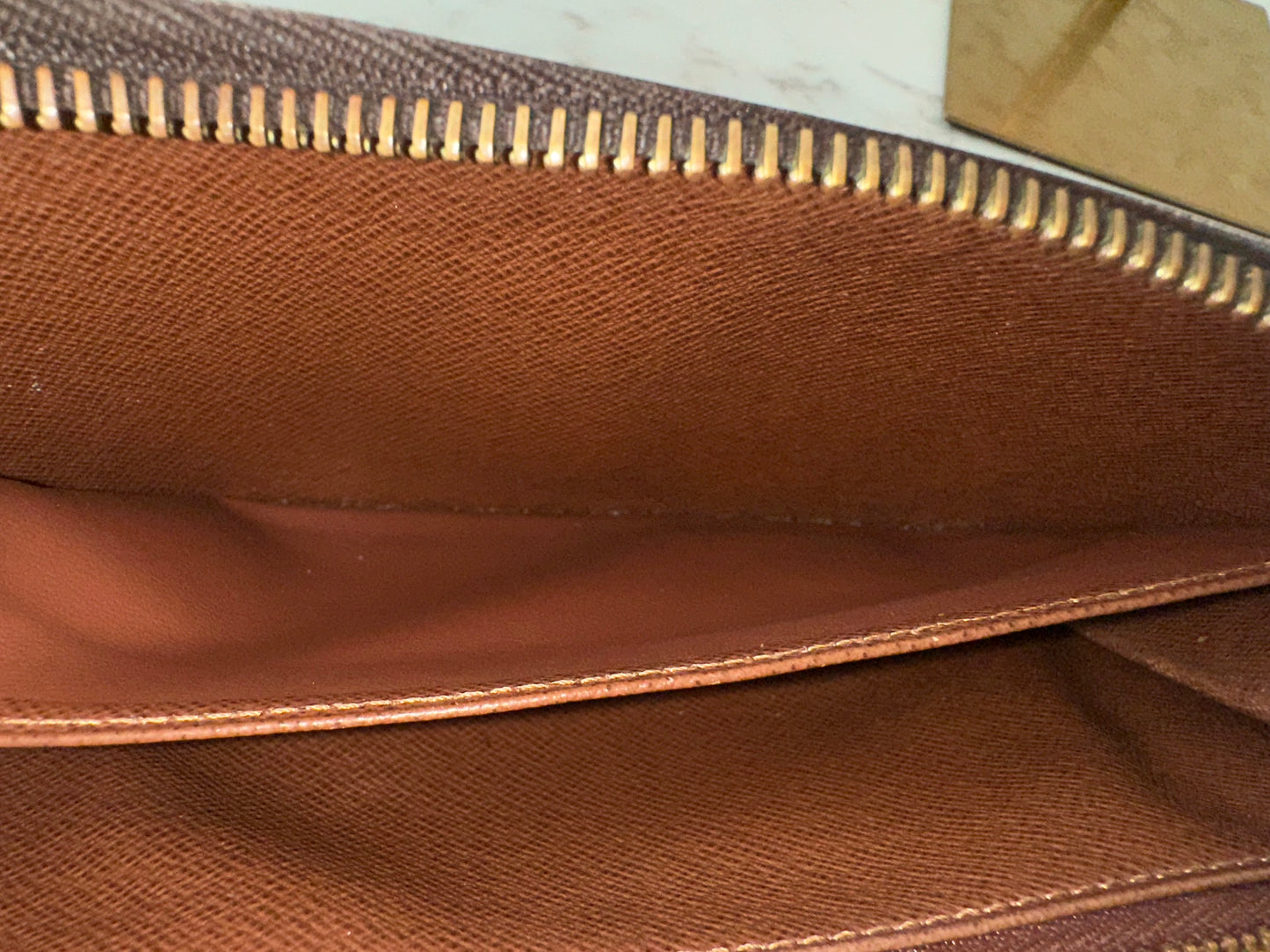Louis Vuitton Zippy Wallet