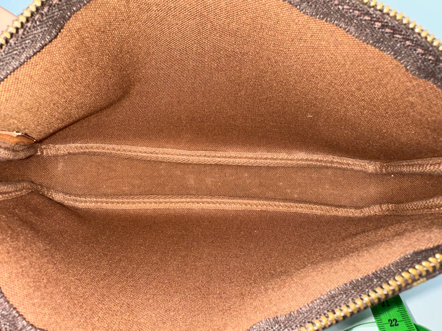 Louis Vuitton Pochette