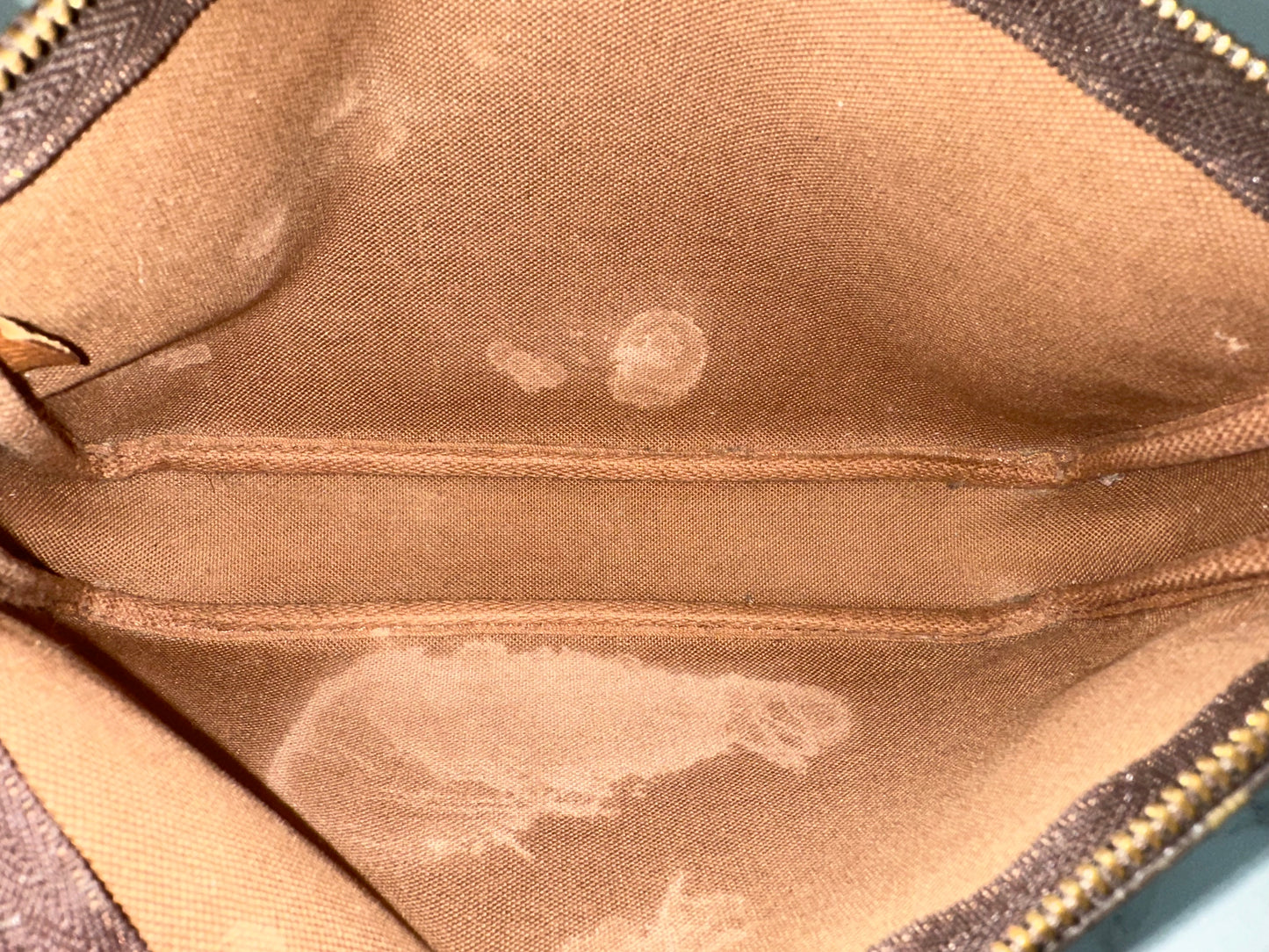 Louis Vuitton Pochette