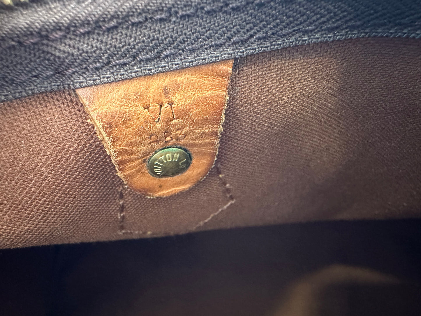 Louis Vuitton Speedy 30