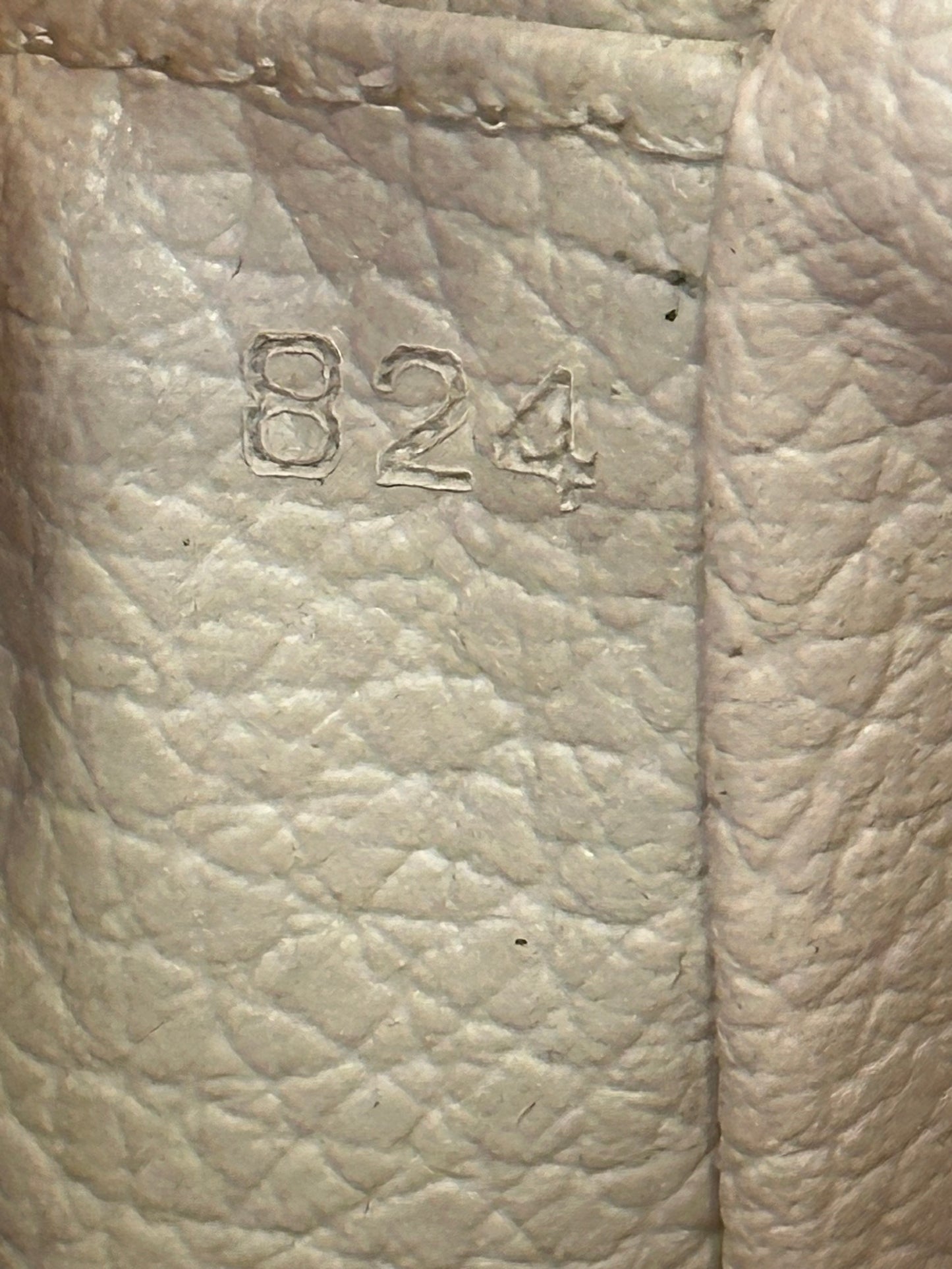 Louis Vuitton Trousse 28