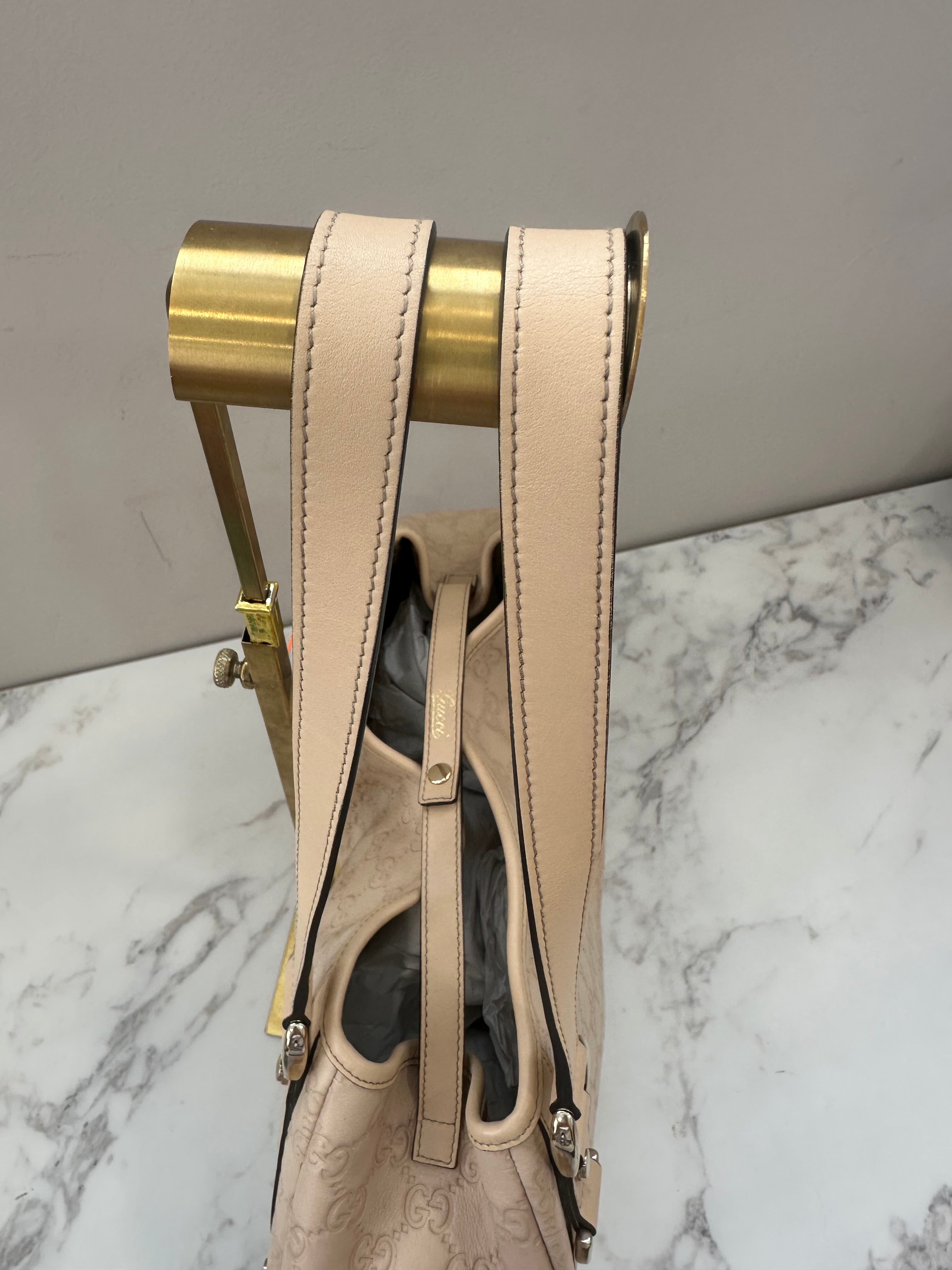 Gucci GG beige