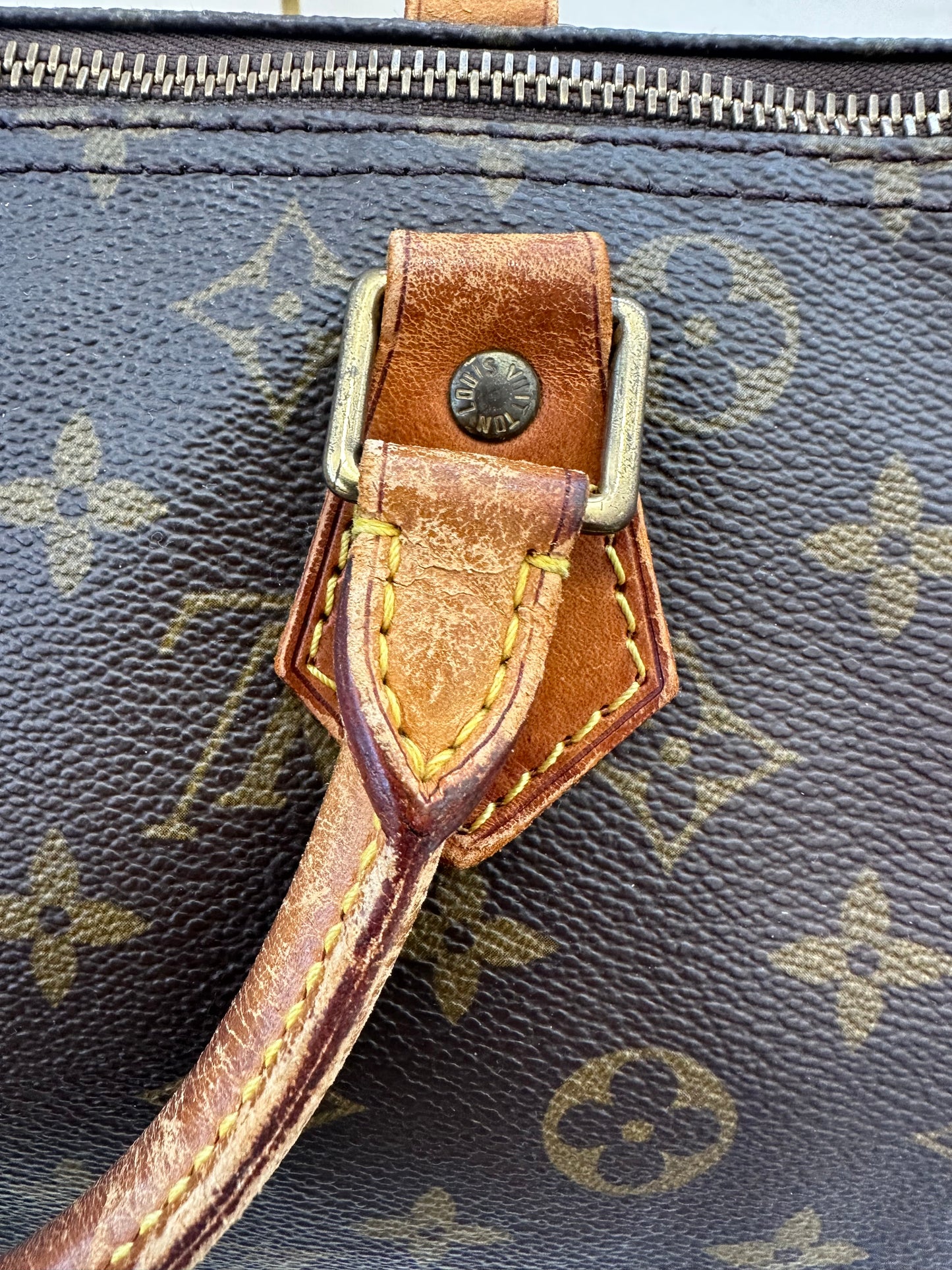 Louis Vuitton Speedy 30