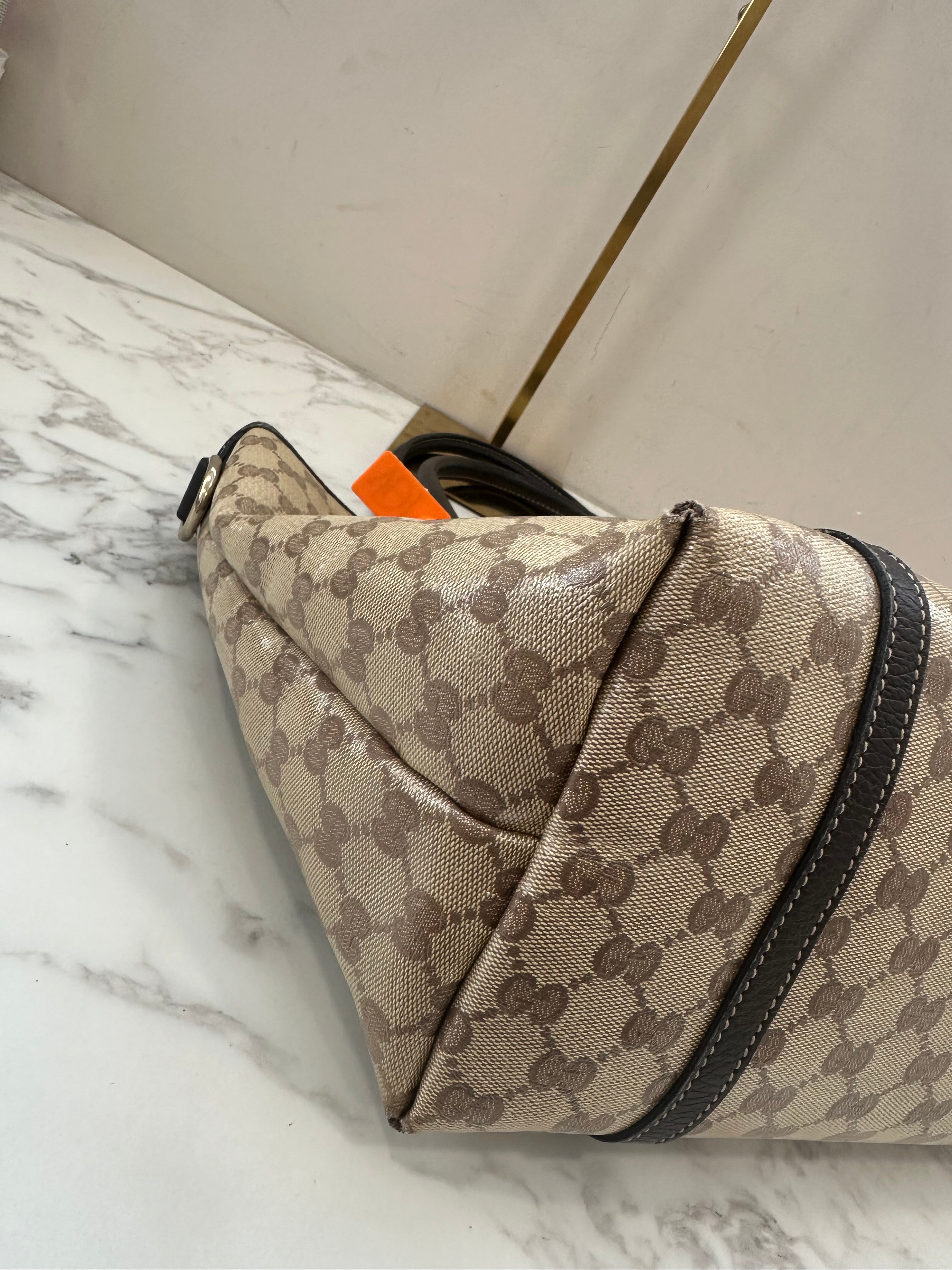 Gucci Beige